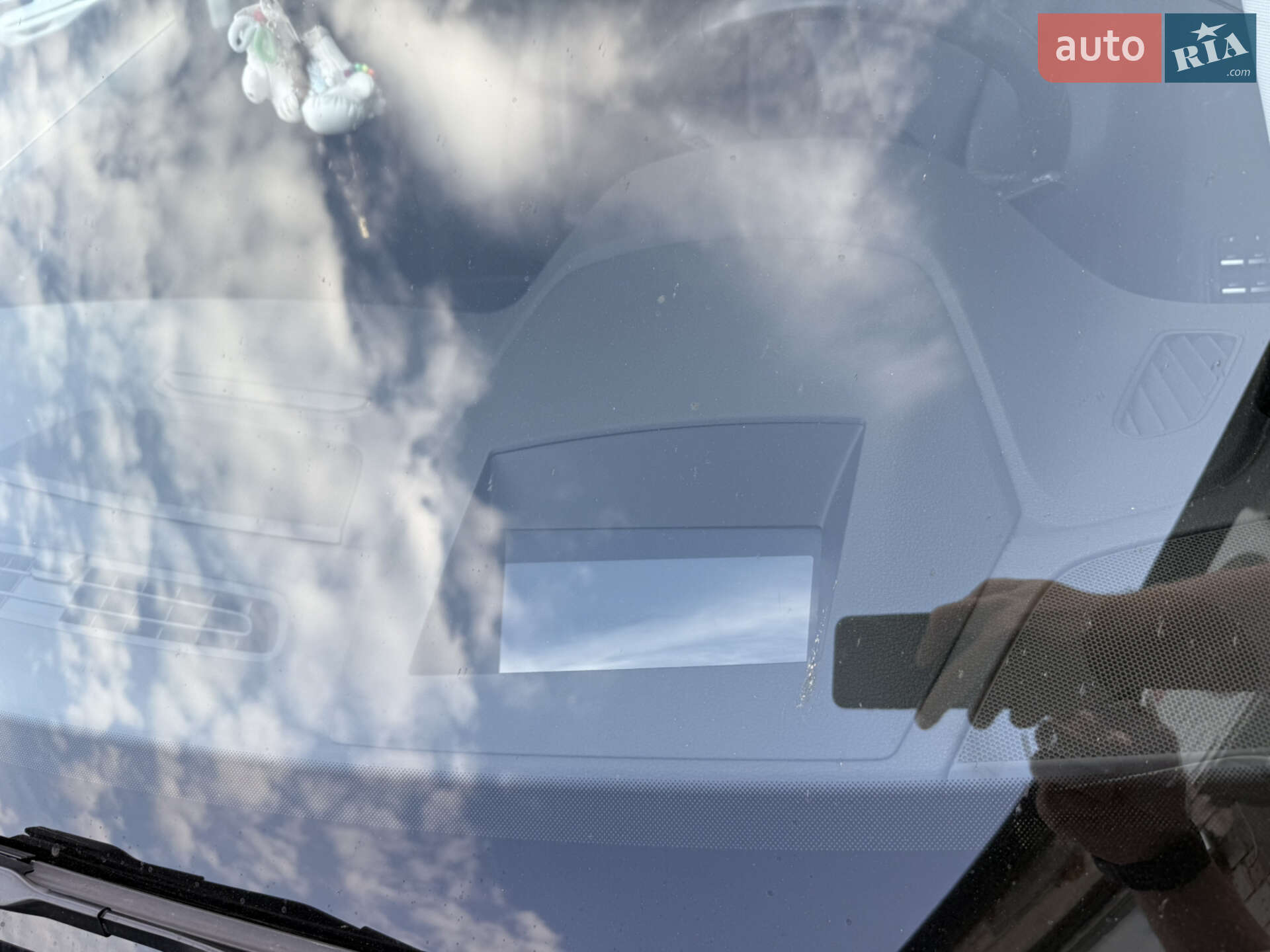 Audi Q7 2018 VIN WA1VAAF73JD031065 фото оголошення 31 з 50