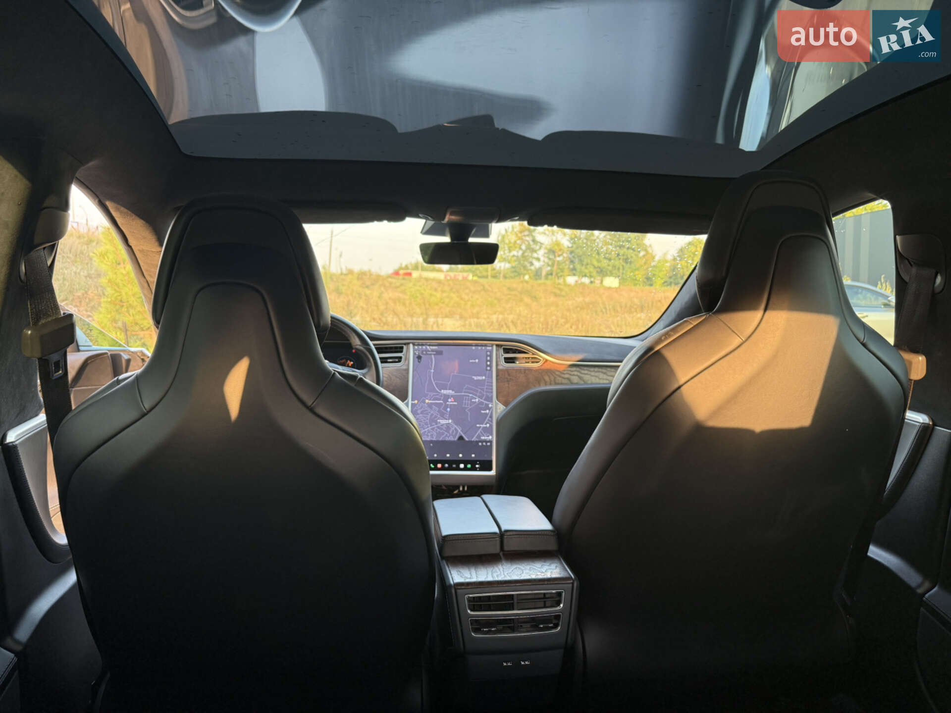 Tesla Model S 2017 VIN 5YJSA1E21HF194024 фото оголошення 11 з 13