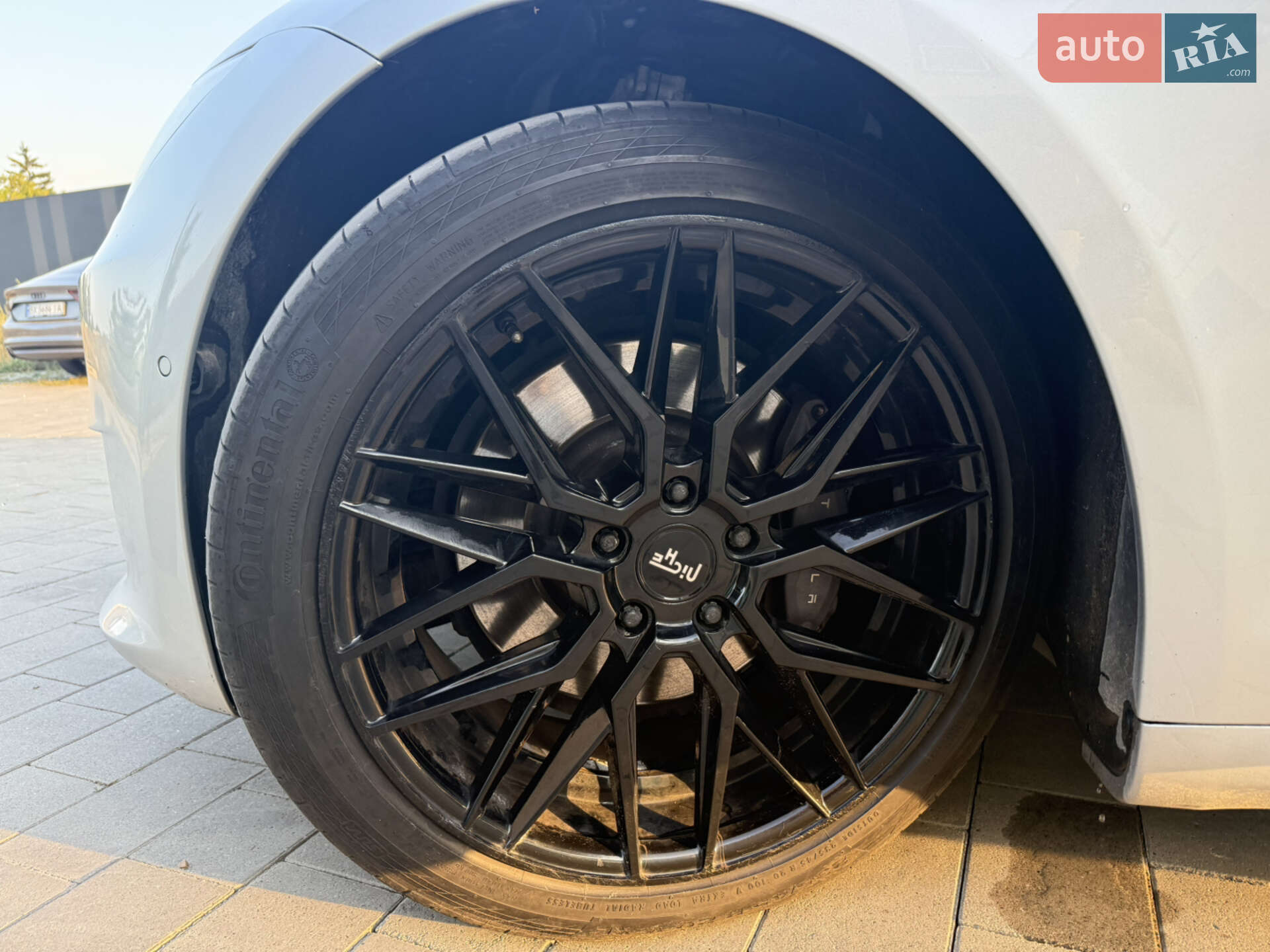Tesla Model S 2017 VIN 5YJSA1E21HF194024 фото оголошення 12 з 13