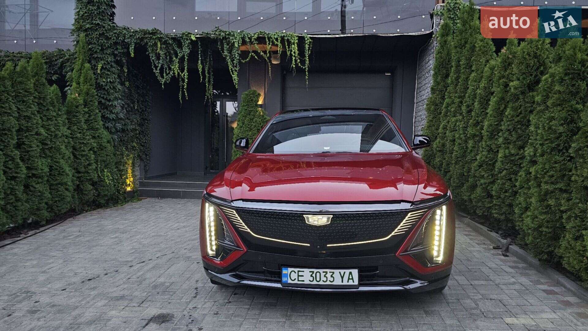 Cadillac Lyriq 2024 VIN 1GYKPWRK3RZ138114 фото оголошення 7 з 57