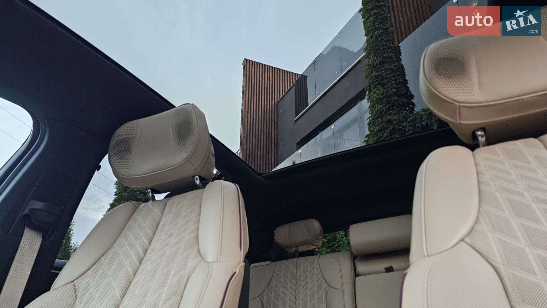 Cadillac Lyriq 2024 VIN 1GYKPWRK3RZ138114 фото оголошення 21 з 57