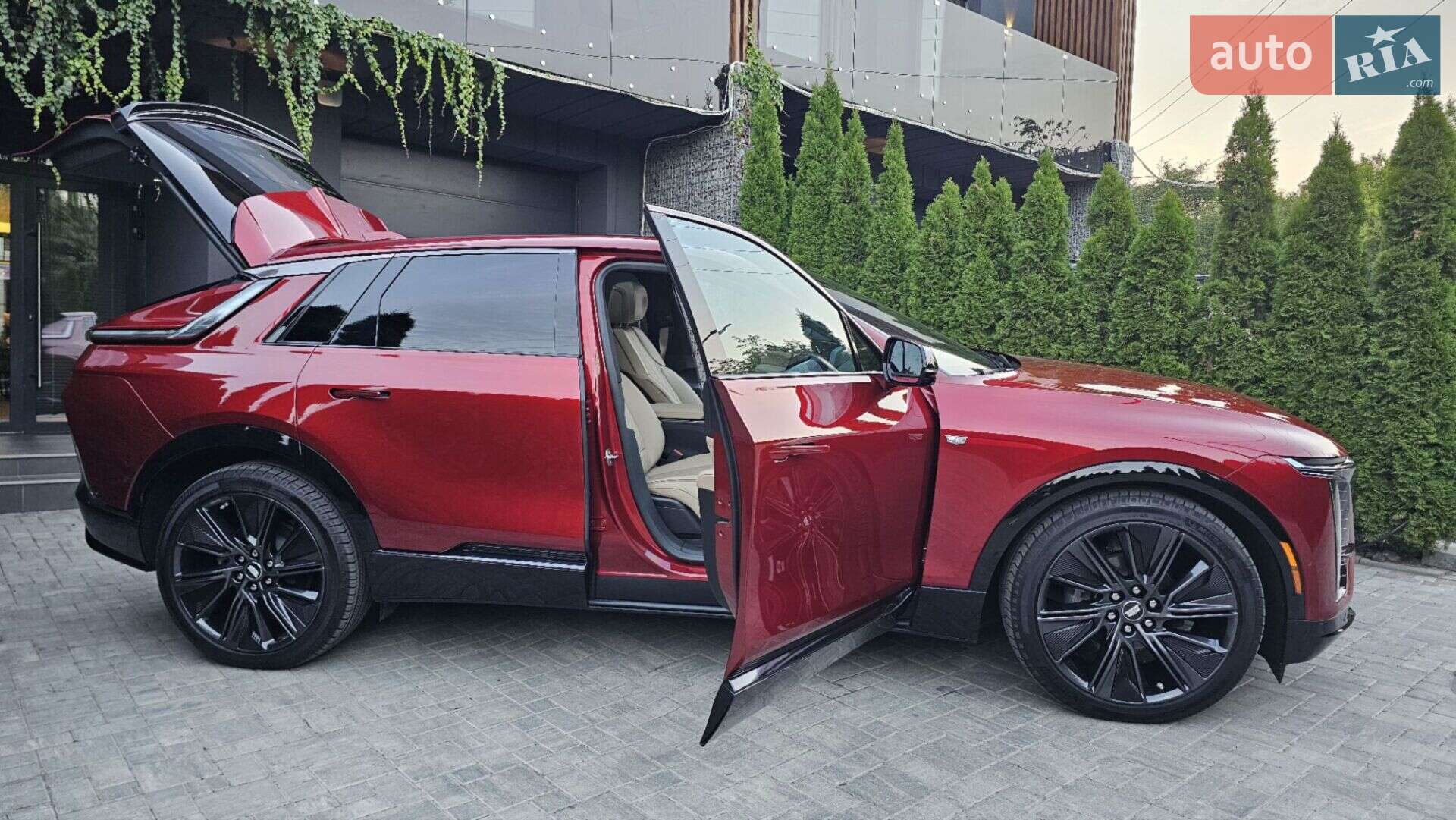 Cadillac Lyriq 2024 VIN 1GYKPWRK3RZ138114 фото оголошення 26 з 57