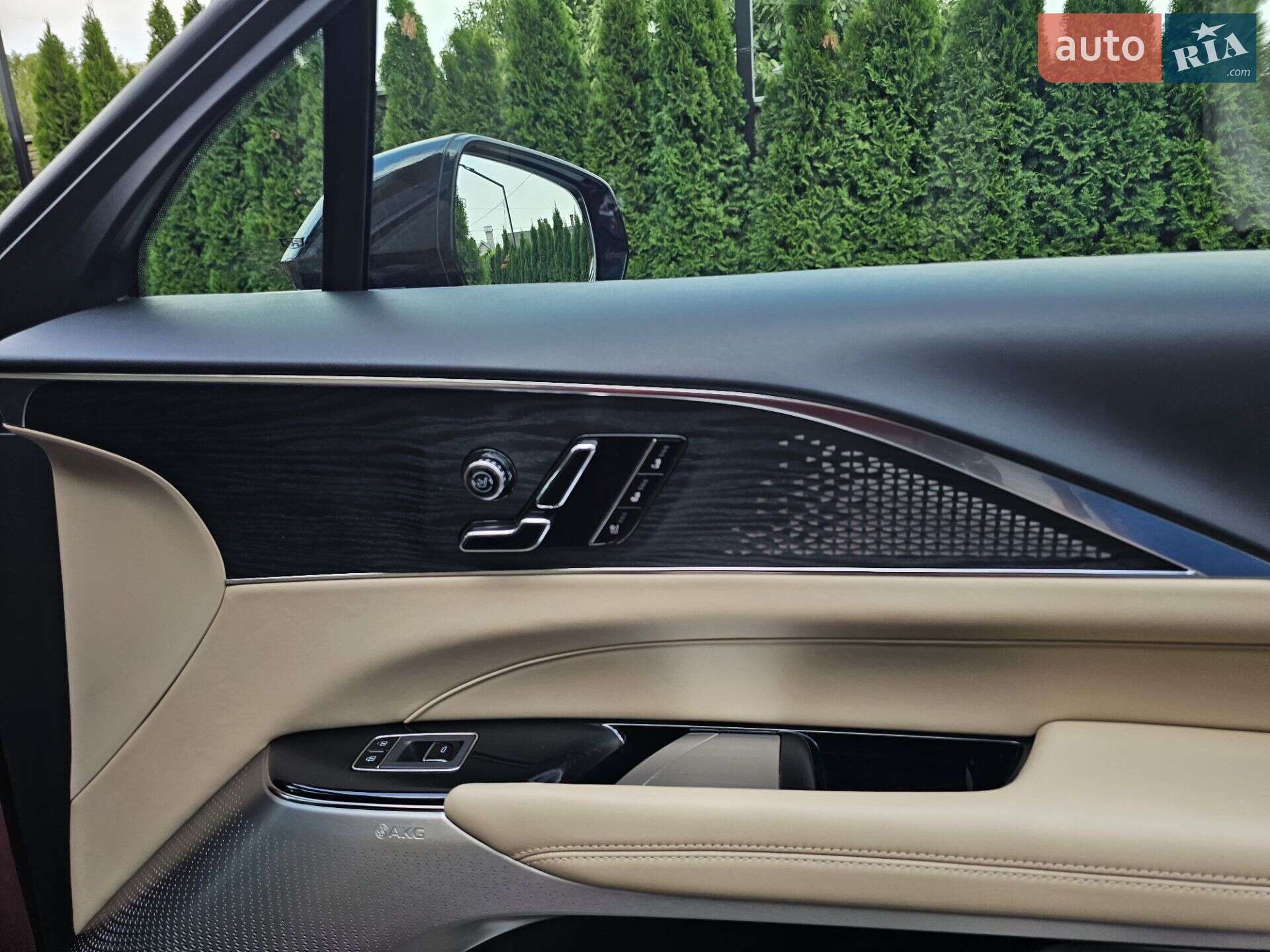 Cadillac Lyriq 2024 VIN 1GYKPWRK3RZ138114 фото оголошення 44 з 57