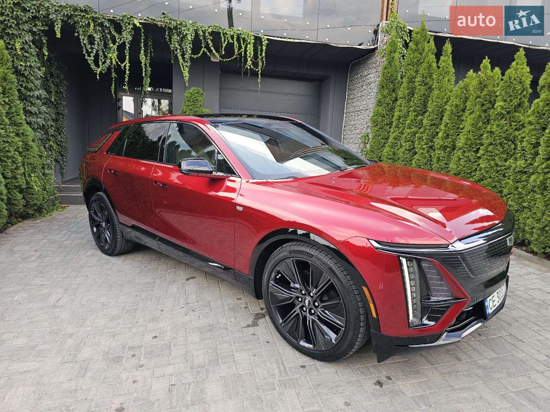 Cadillac Lyriq 2024 VIN 1GYKPWRK3RZ138114 фото оголошення 57 з 57