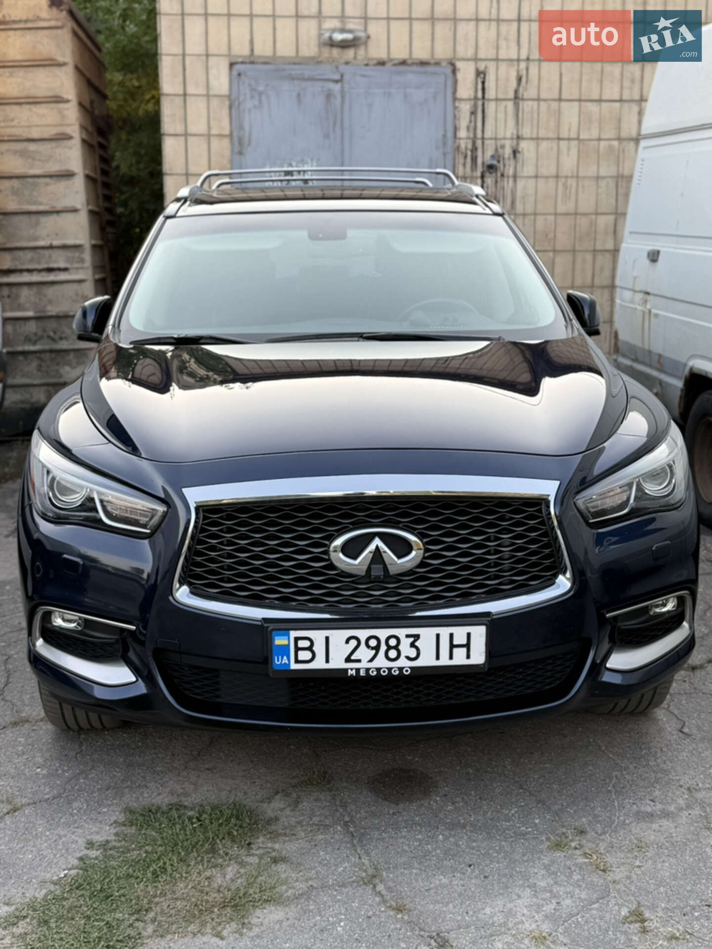 Infiniti QX60 2017 VIN 5N1CL0MBXGC534174 фото оголошення 13 з 58