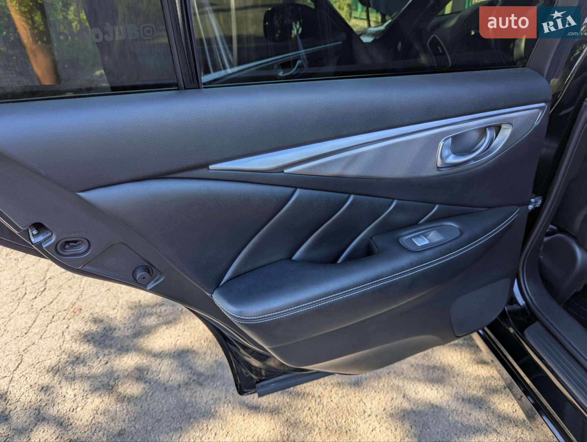 Infiniti Q50 2015 VIN JN1BDAV37U0203159 фото оголошення 34 з 56