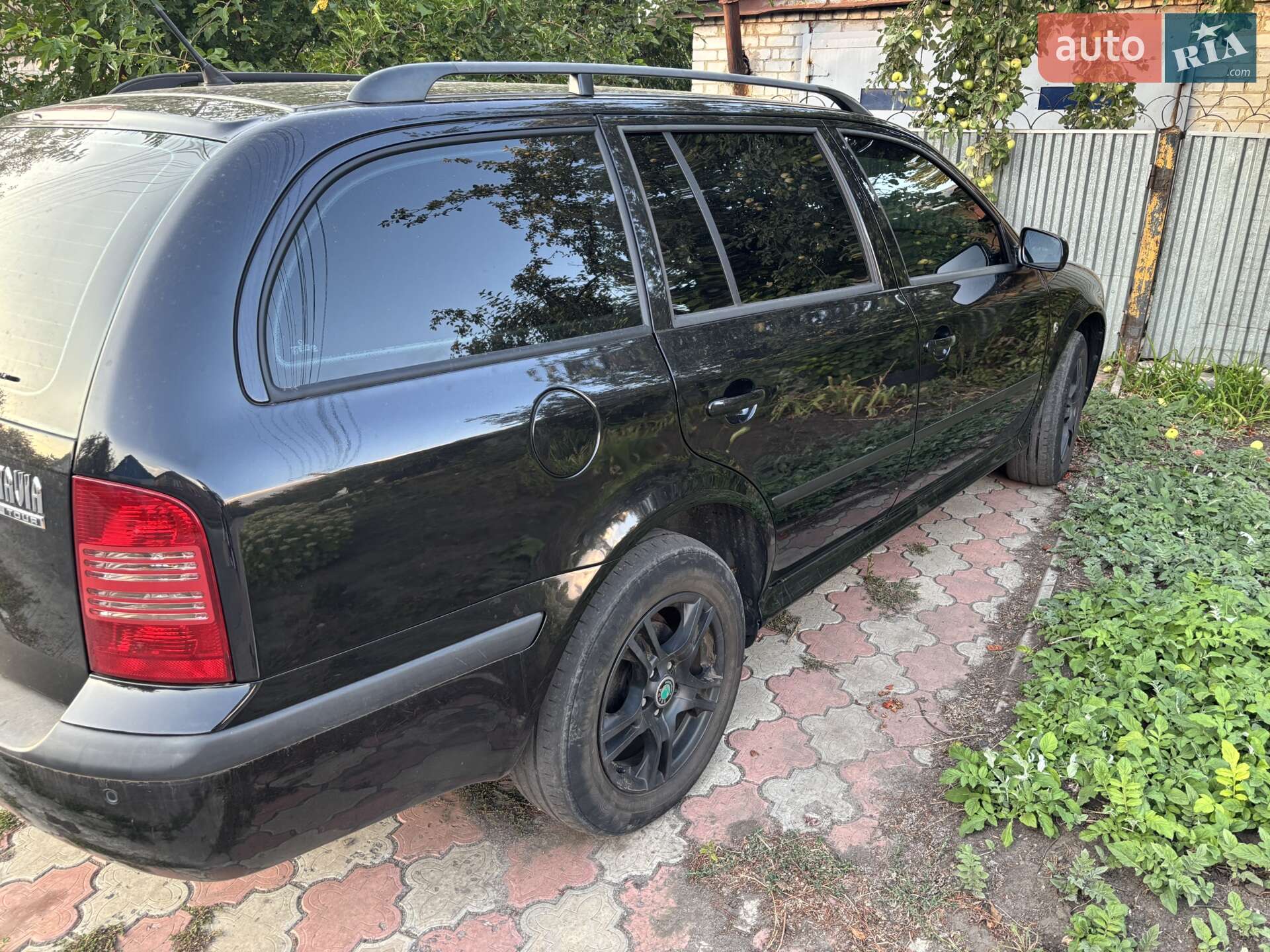 Skoda Octavia 2009 VIN TMBJX22U998849510 фото оголошення 8 з 12
