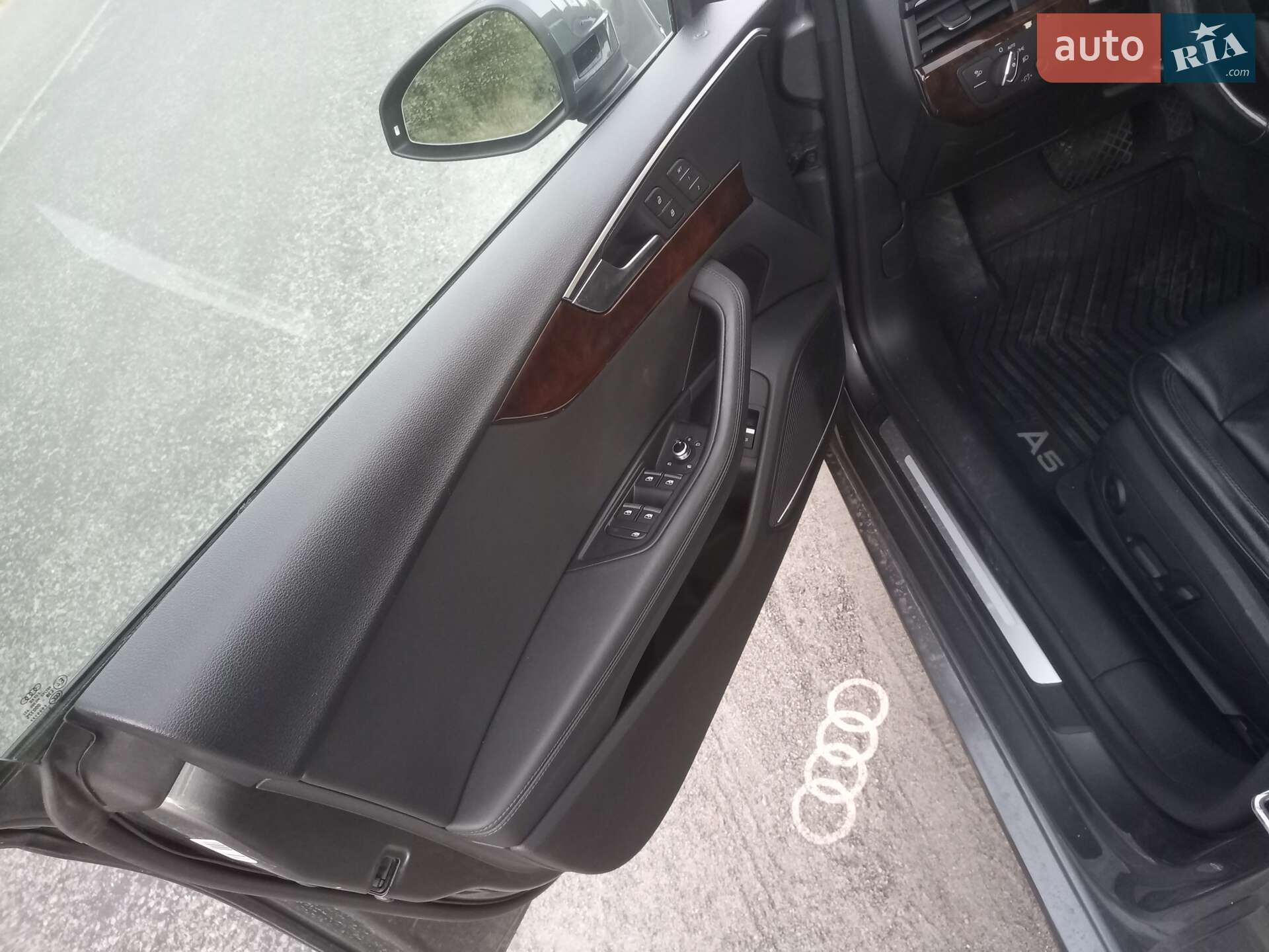 Audi A5 2018 VIN WAUBNCF52KA022929 фото оголошення 9 з 17