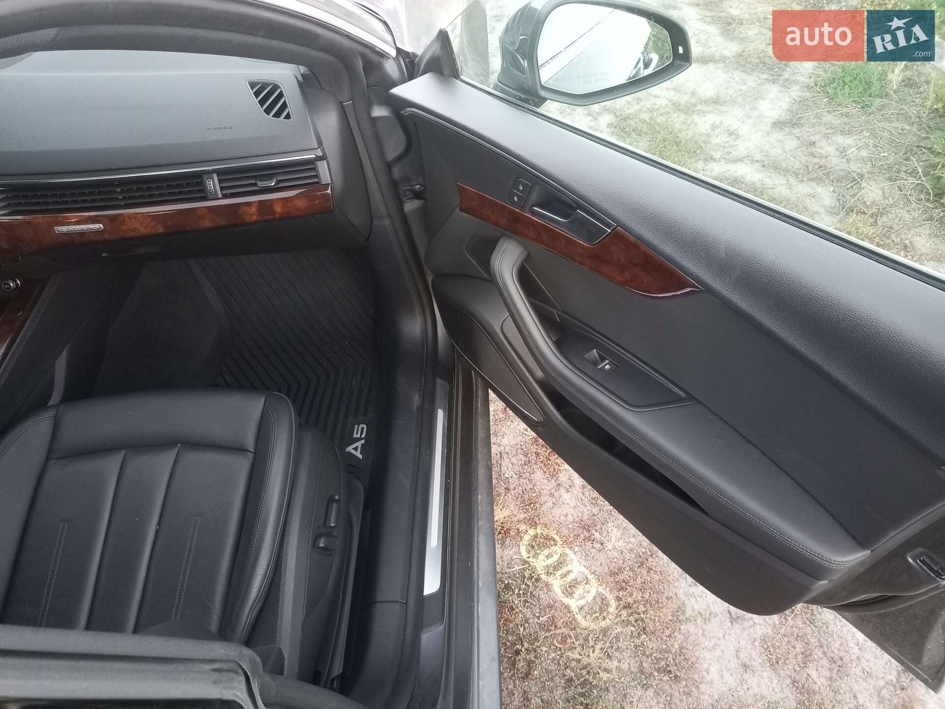 Audi A5 2018 VIN WAUBNCF52KA022929 фото оголошення 10 з 17
