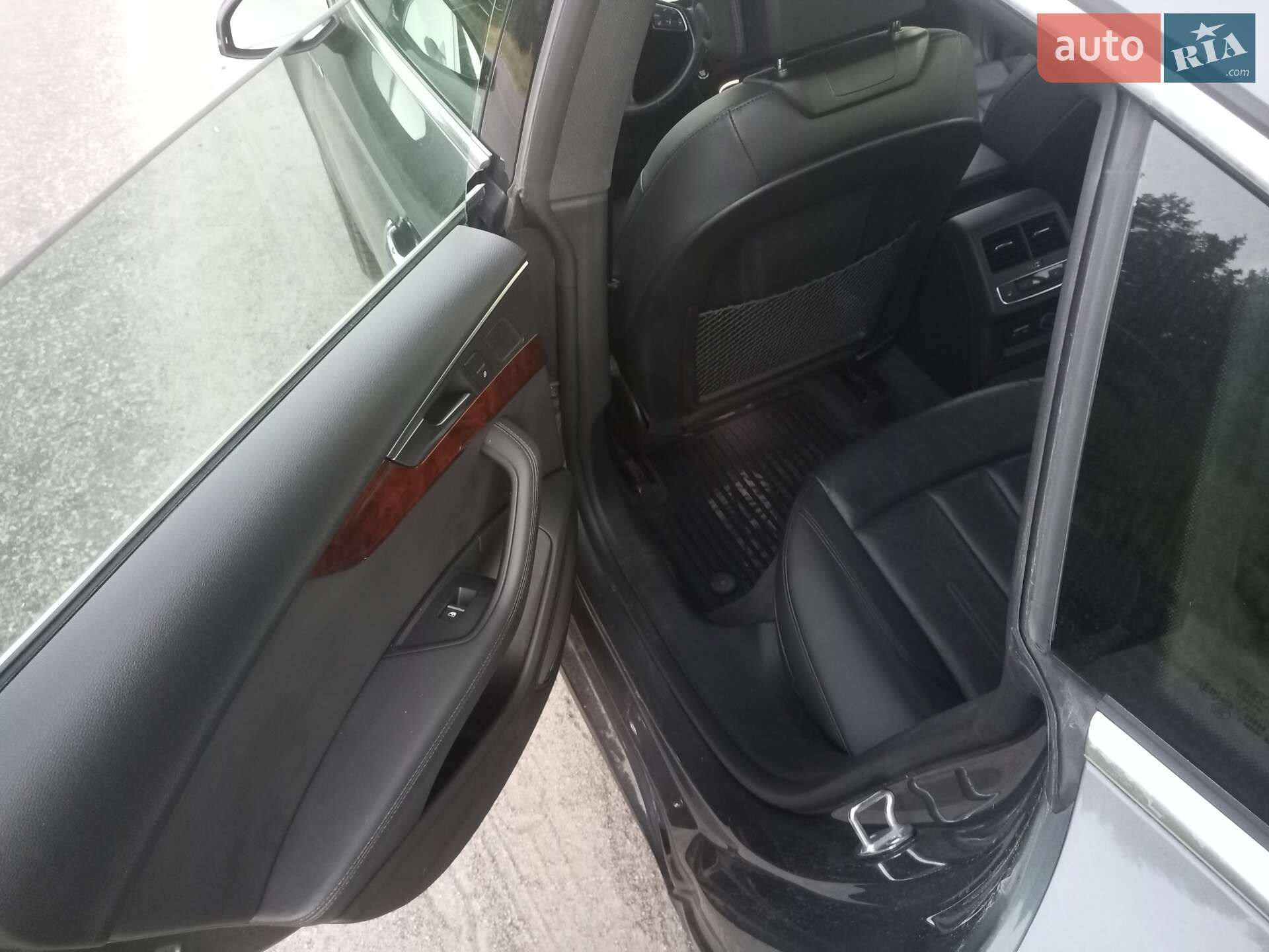 Audi A5 2018 VIN WAUBNCF52KA022929 фото оголошення 7 з 17