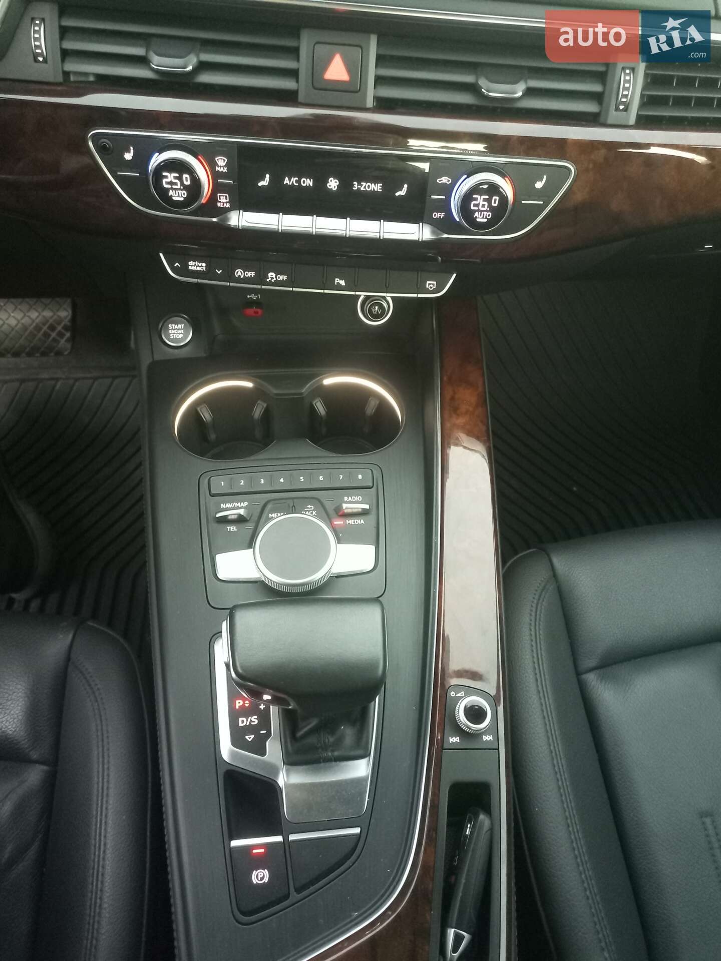 Audi A5 2018 VIN WAUBNCF52KA022929 фото оголошення 14 з 17