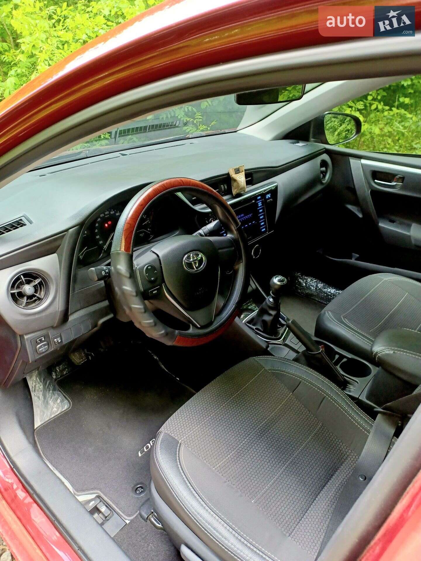 Toyota Corolla 2017 VIN NMTBT9JE30R043192 фото оголошення 8 з 27