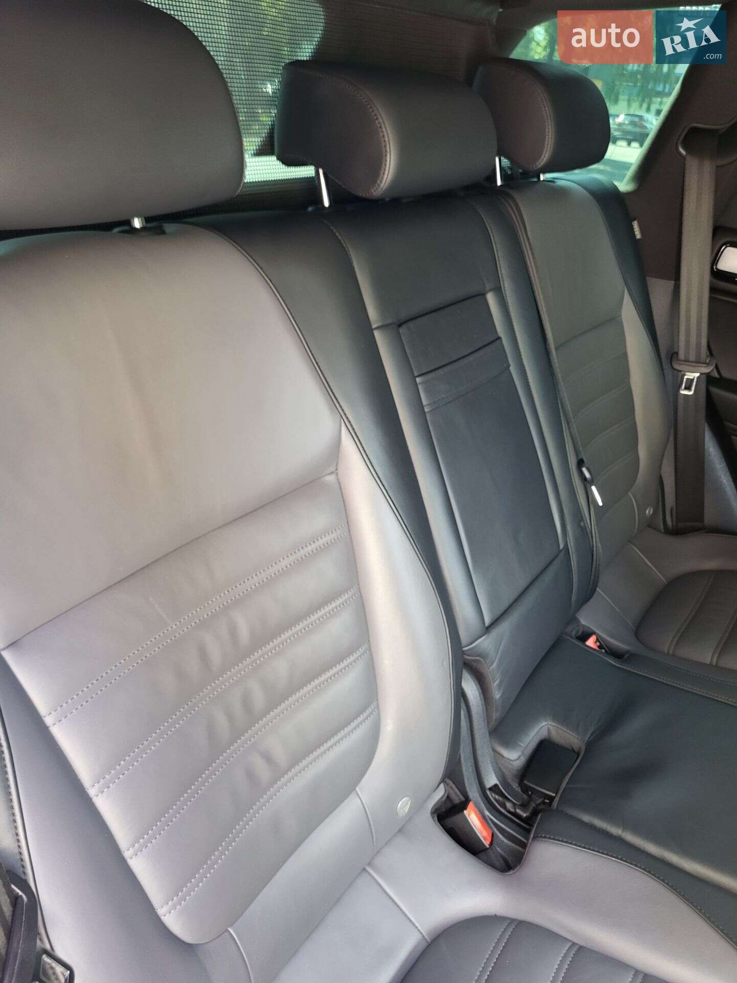 Volkswagen Touareg 2015 VIN WVGZZZ7PZGD004166 фото оголошення 76 з 128