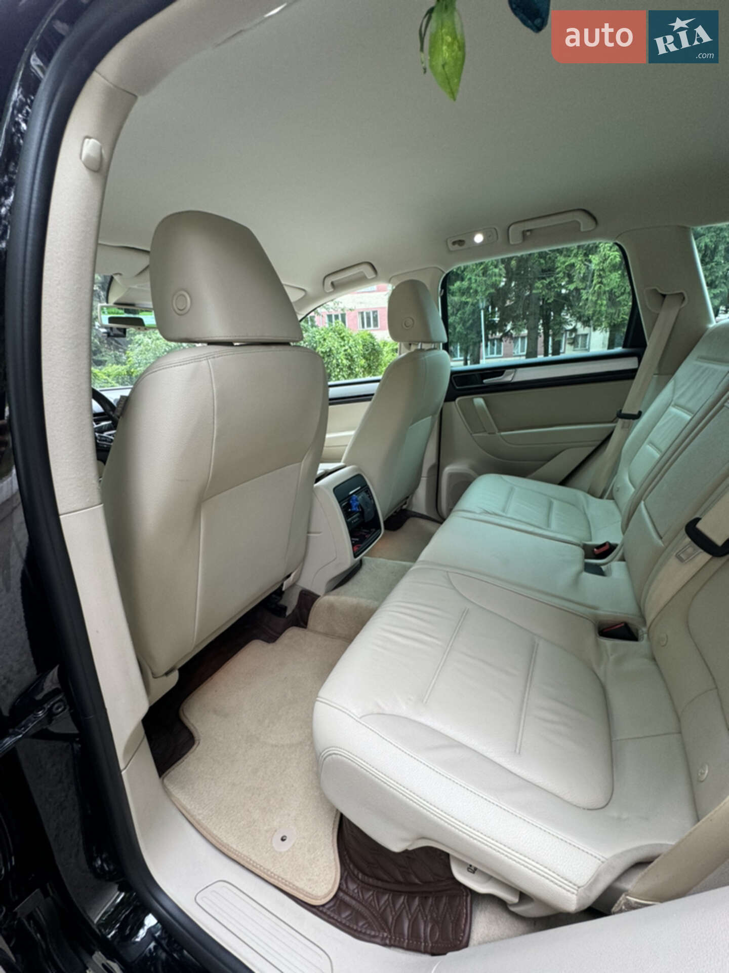 Volkswagen Touareg 2015 VIN WVGZZZ7PZGD012848 фото оголошення 60 з 85