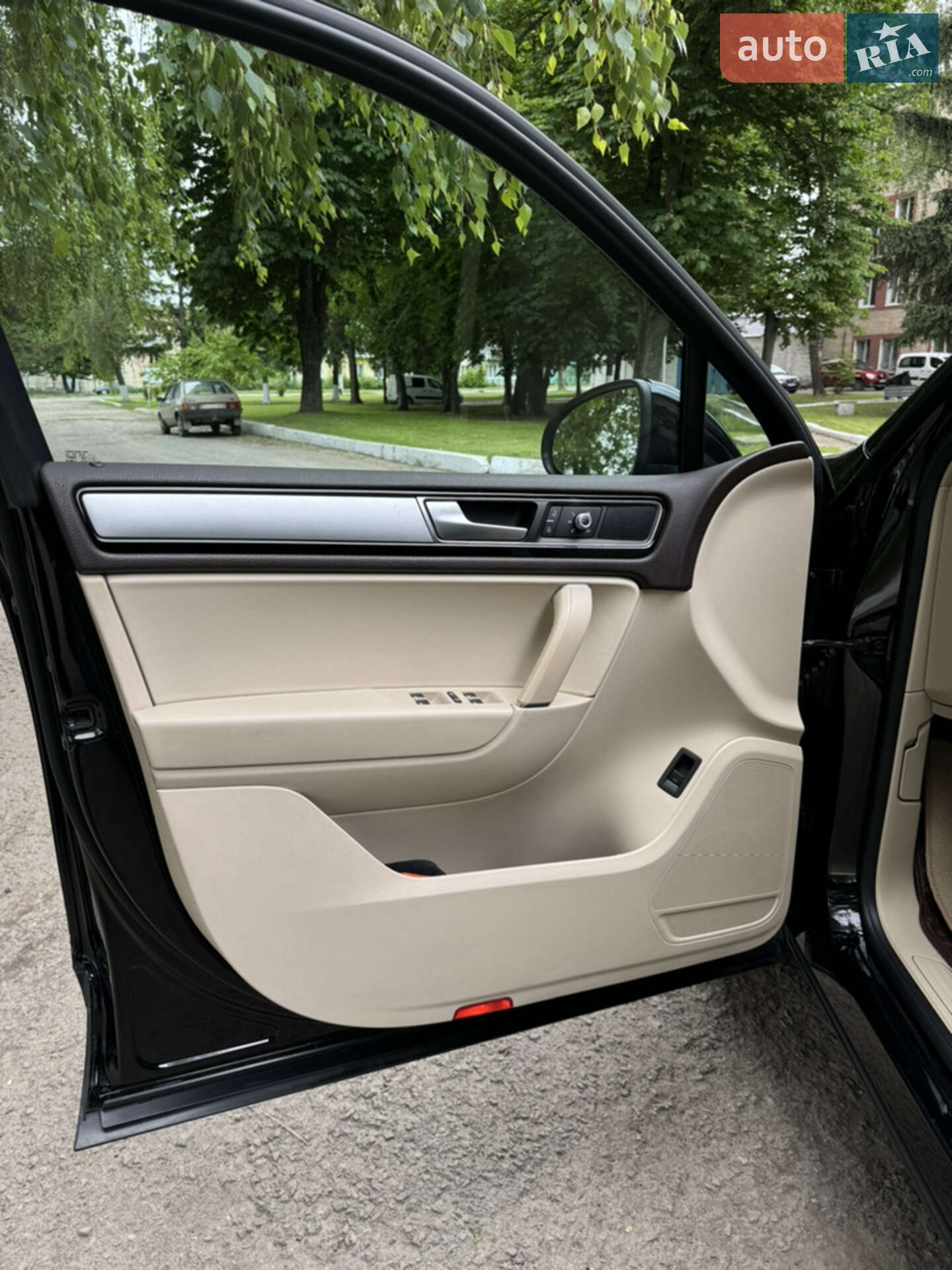 Volkswagen Touareg 2015 VIN WVGZZZ7PZGD012848 фото оголошення 62 з 85