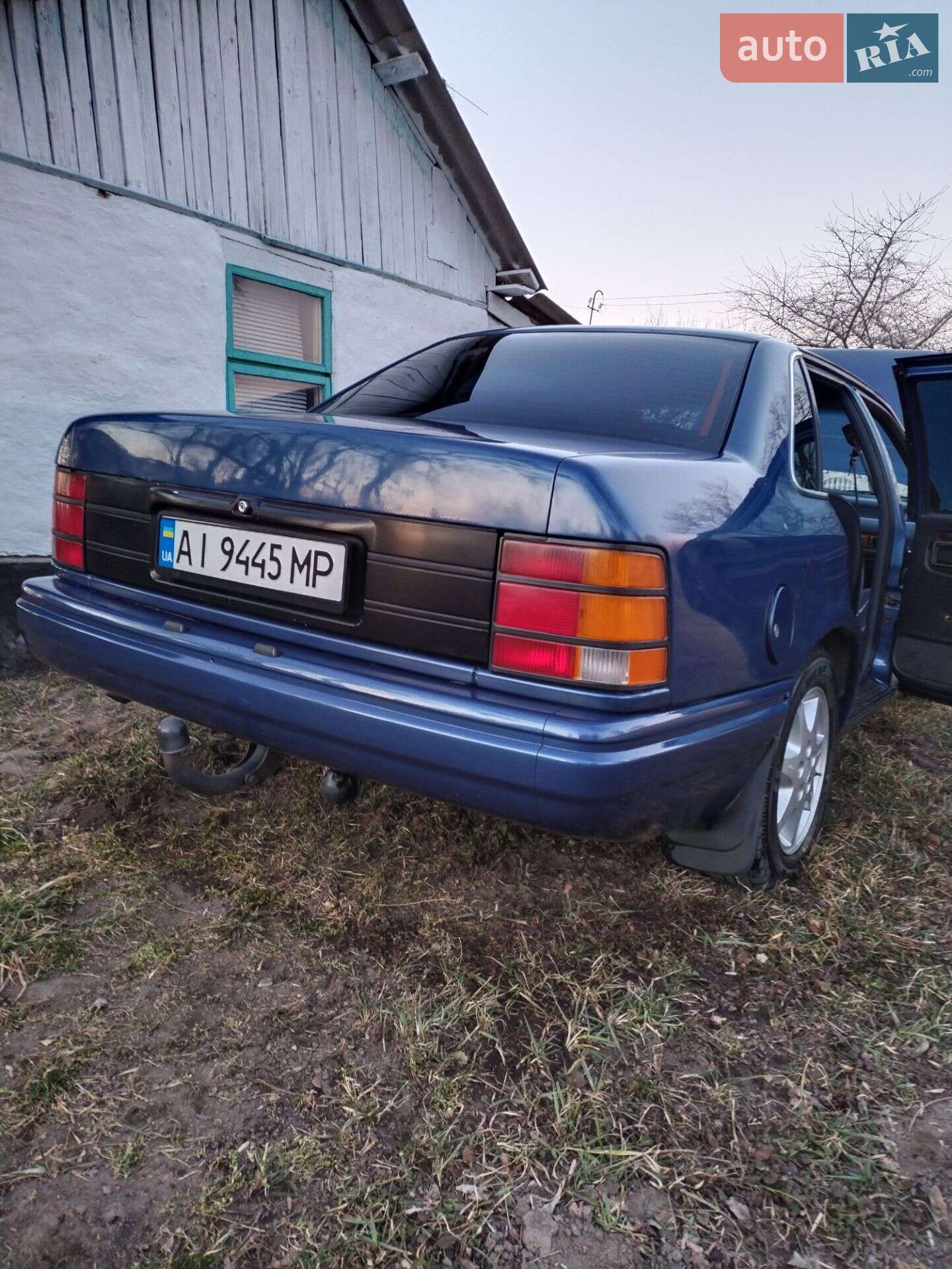 Ford Scorpio 1990 VIN WF0FXXGAGFLU49451 фото оголошення 3 з 16