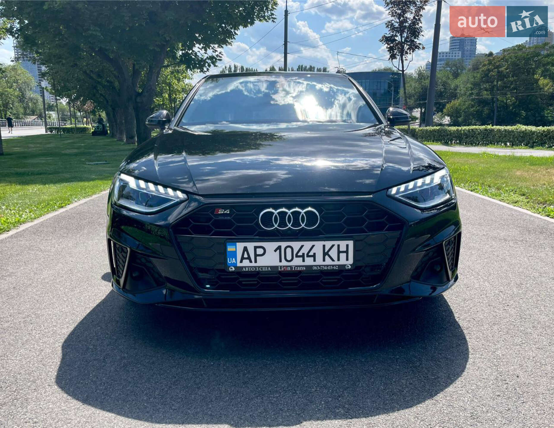 Audi S4 2017 VIN WAUC4AF48JA068914 фото оголошення 2 з 19