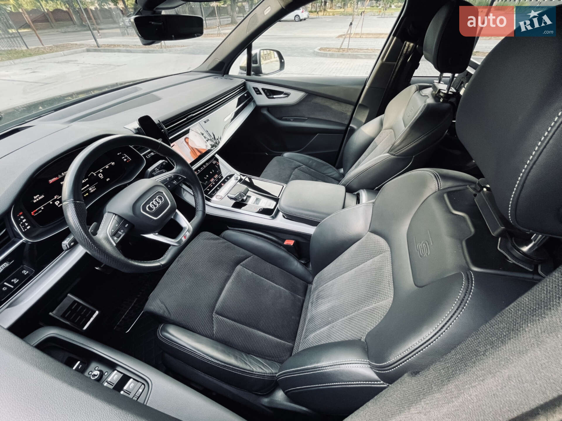 Audi SQ7 2020 VIN WAUZZZ4M9MD009564 фото оголошення 17 з 97