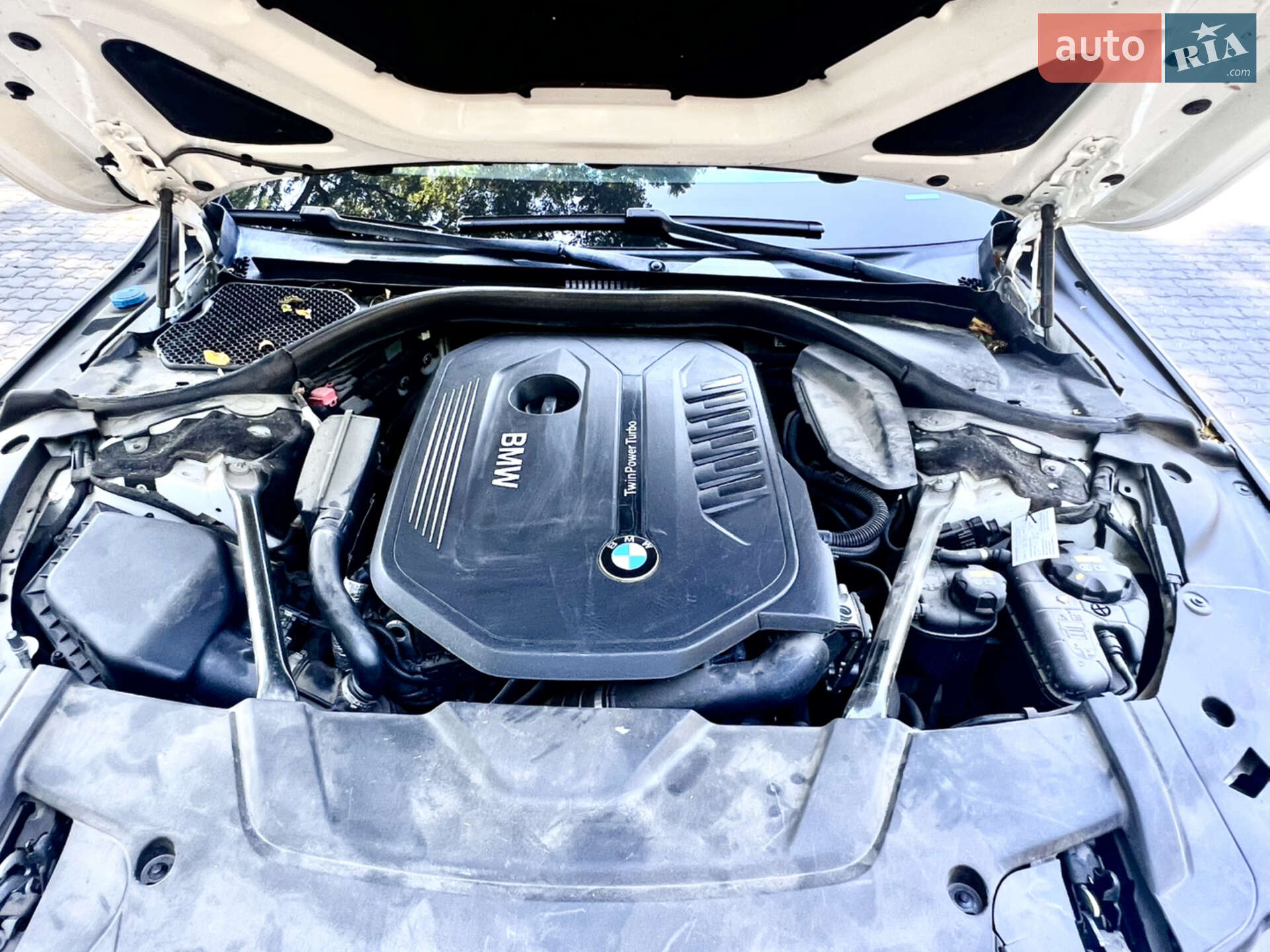 BMW 7 Series 2015 VIN WBA7E2C51GG547263 фото оголошення 18 з 19