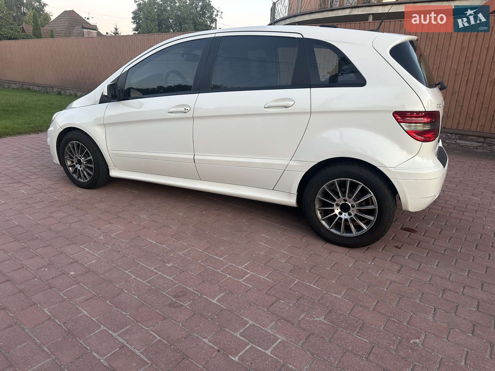 Mercedes-Benz B-Class 2008 VIN WDD2452071J403264 фото оголошення 9 з 22