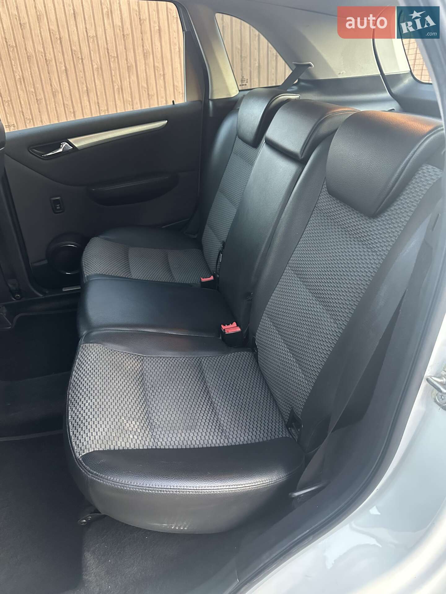 Mercedes-Benz B-Class 2008 VIN WDD2452071J403264 фото оголошення 16 з 22