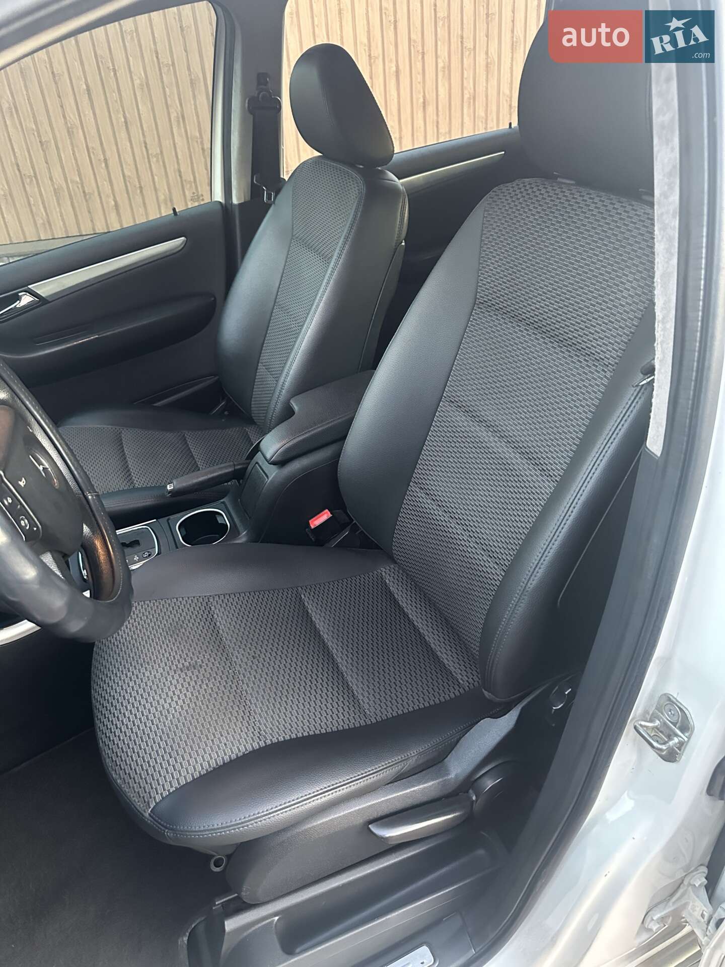 Mercedes-Benz B-Class 2008 VIN WDD2452071J403264 фото оголошення 19 з 22