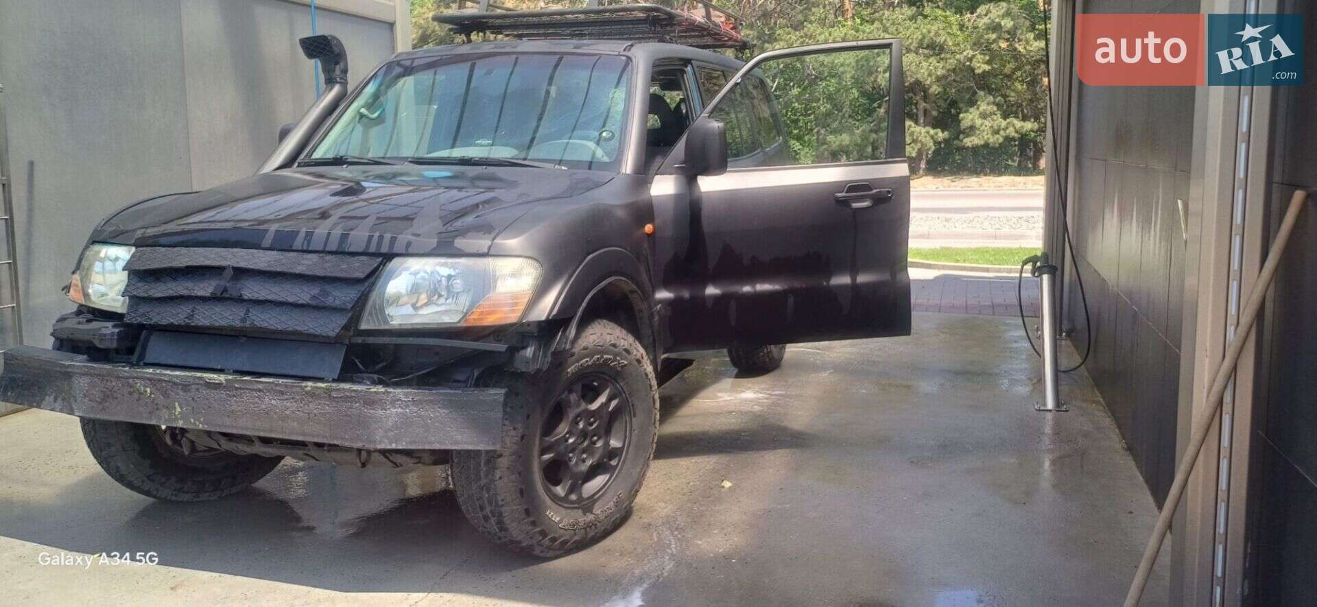 Mitsubishi Pajero 2000 VIN JMBLNV78W1J006894 фото оголошення 5 з 9