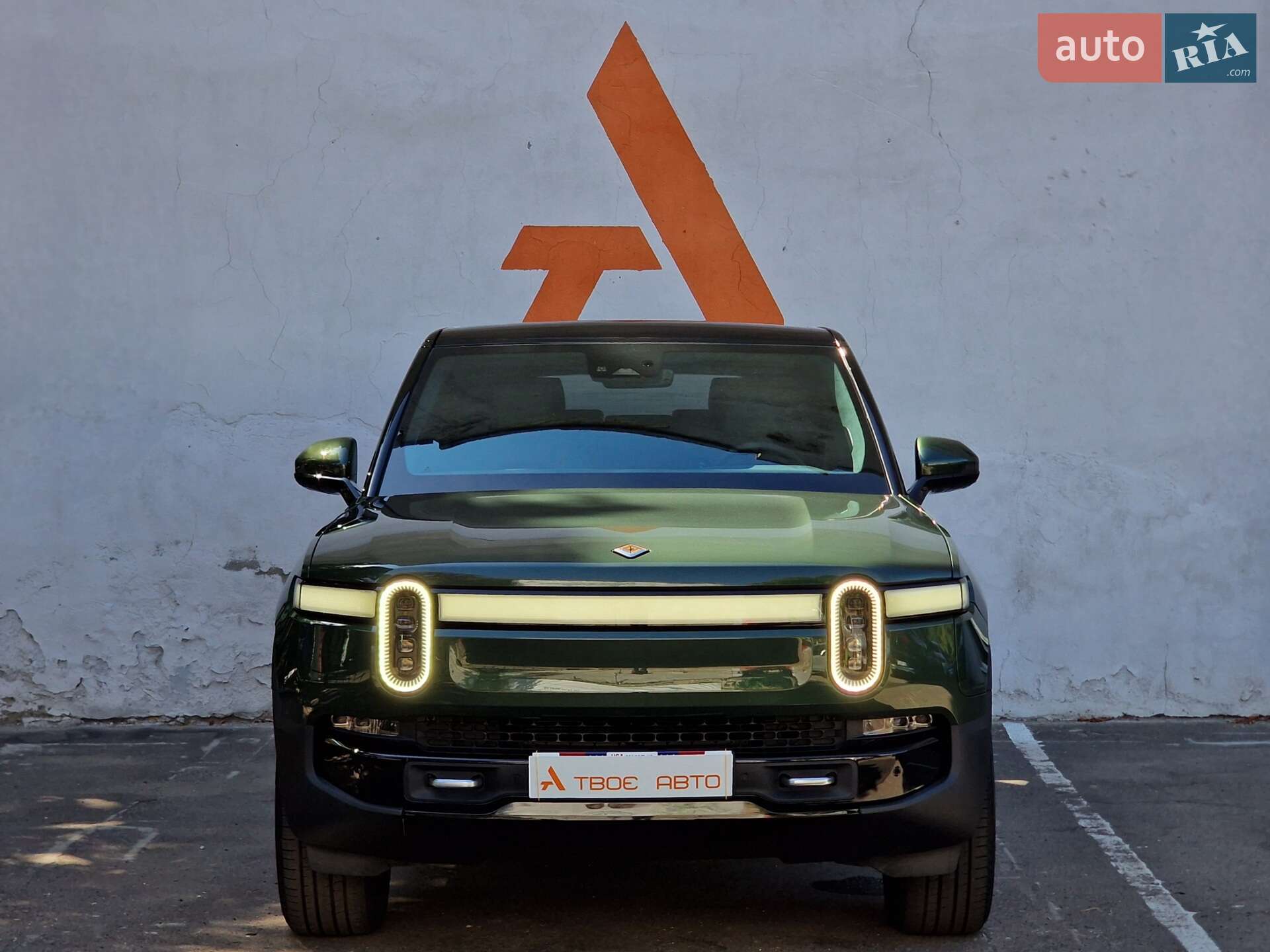 Rivian R1S 2023 VIN 7PDSGABA1PN008663 фото оголошення 2 з 91