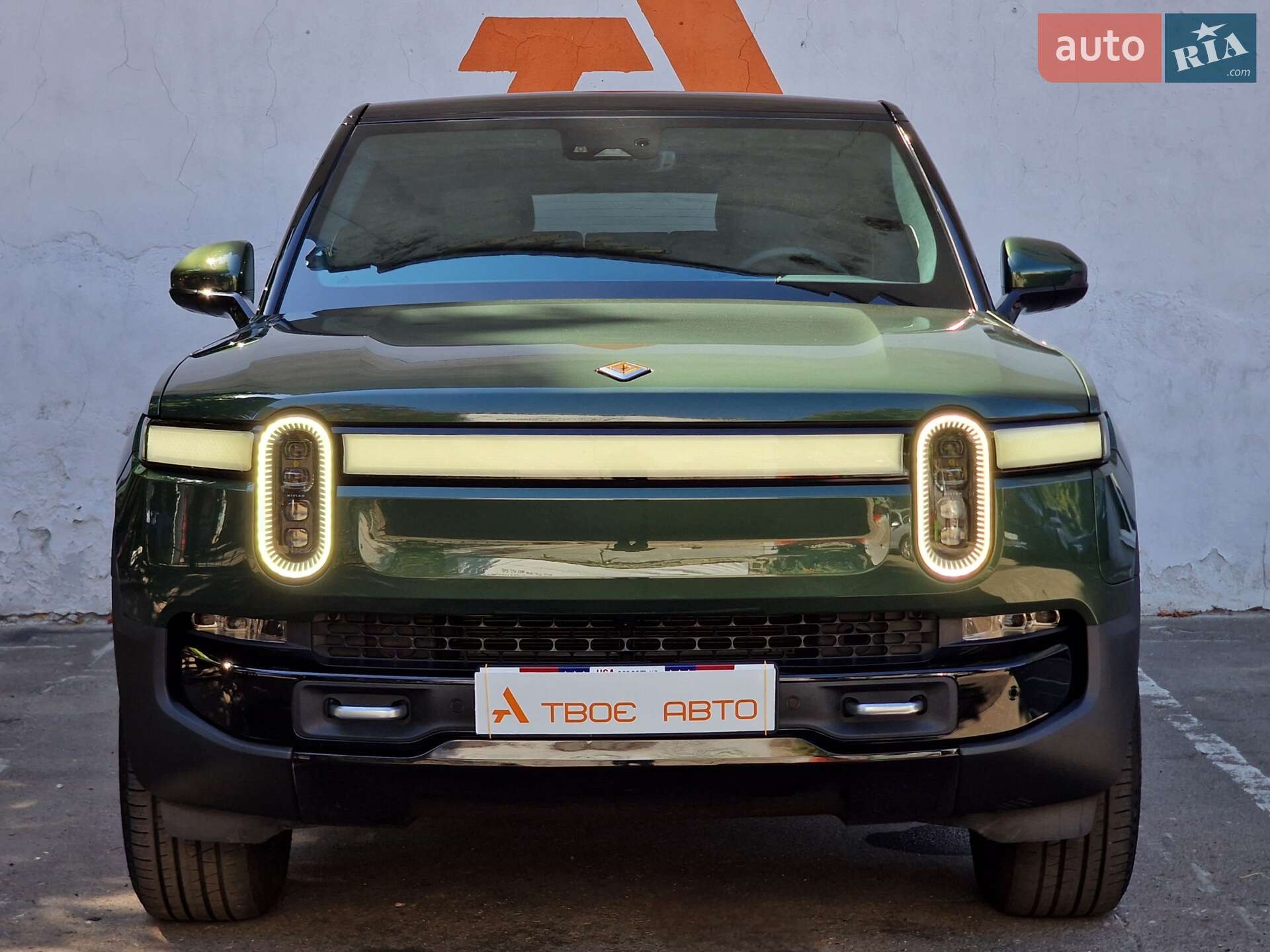 Rivian R1S 2023 VIN 7PDSGABA1PN008663 фото оголошення 3 з 91