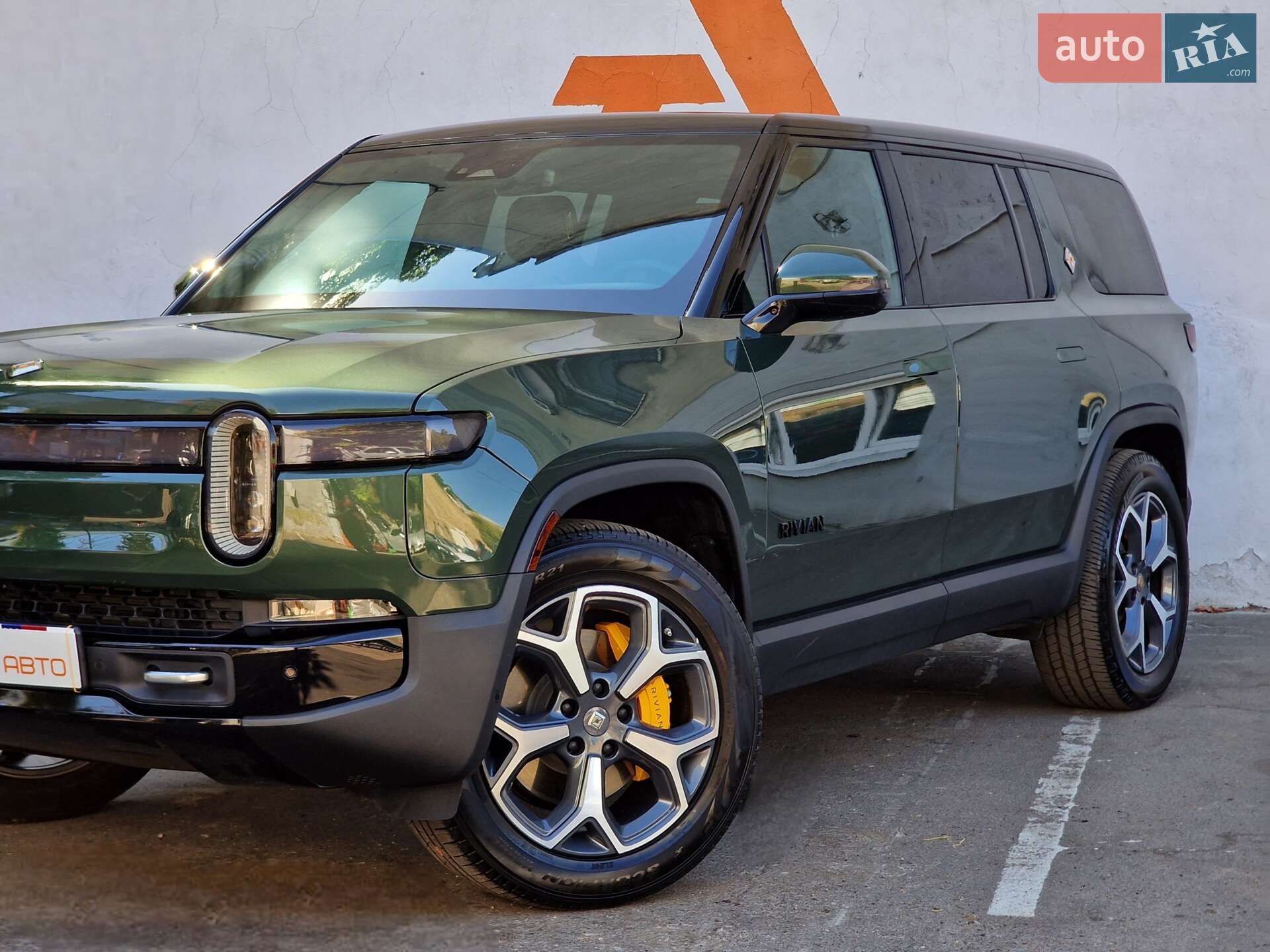 Rivian R1S 2023 VIN 7PDSGABA1PN008663 фото оголошення 26 з 91