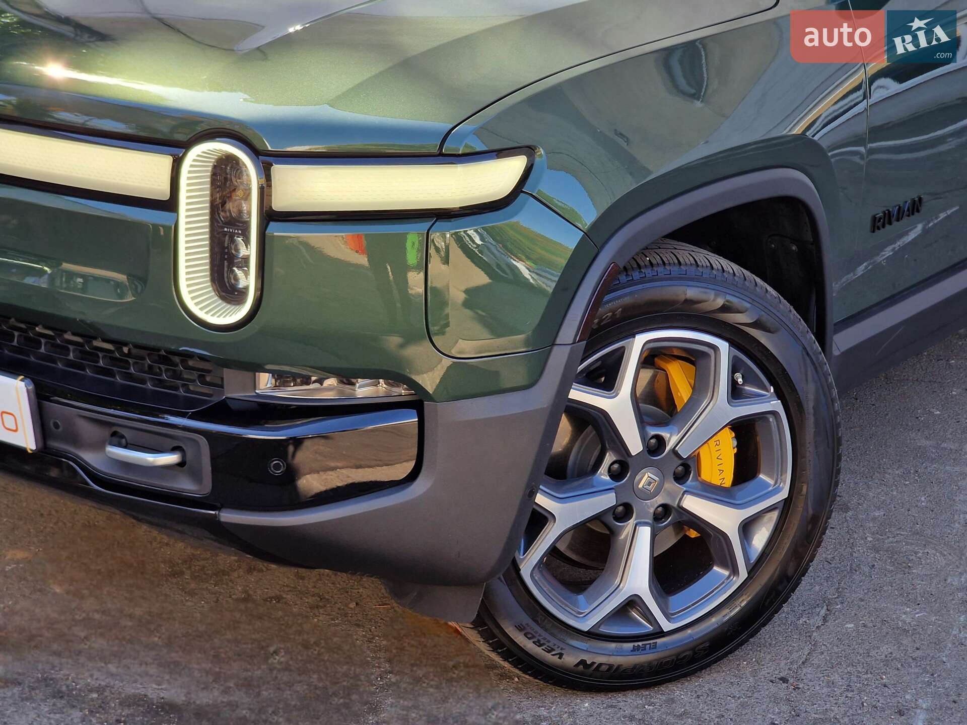 Rivian R1S 2023 VIN 7PDSGABA1PN008663 фото оголошення 28 з 91
