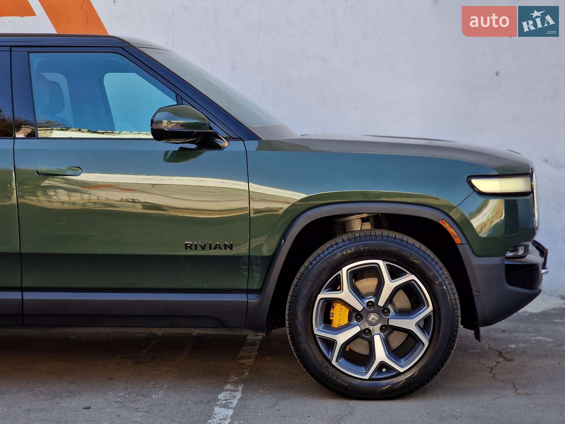 Rivian R1S 2023 VIN 7PDSGABA1PN008663 фото оголошення 33 з 91