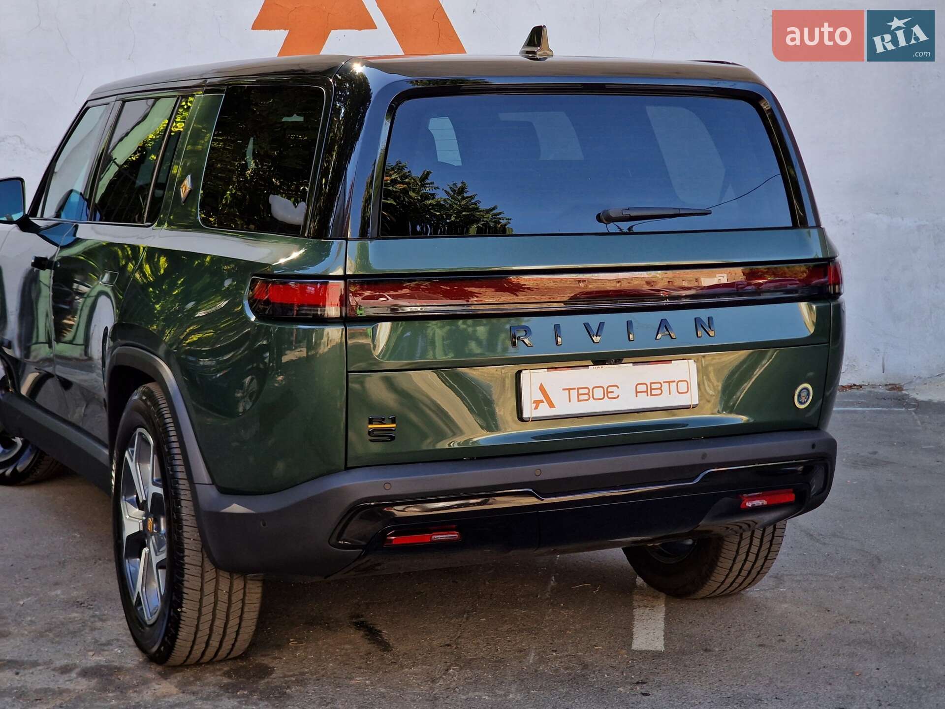 Rivian R1S 2023 VIN 7PDSGABA1PN008663 фото оголошення 41 з 91