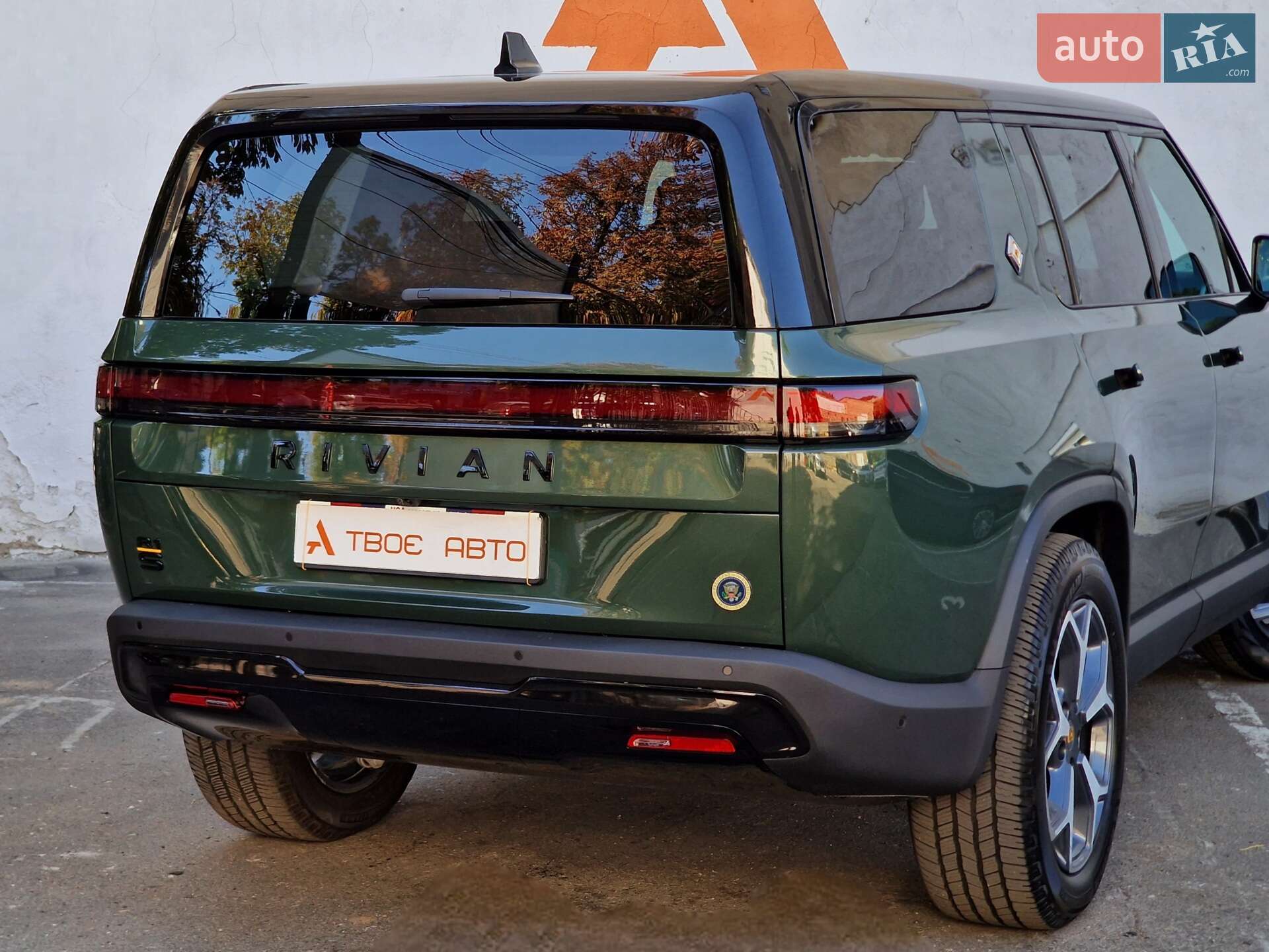 Rivian R1S 2023 VIN 7PDSGABA1PN008663 фото оголошення 46 з 91