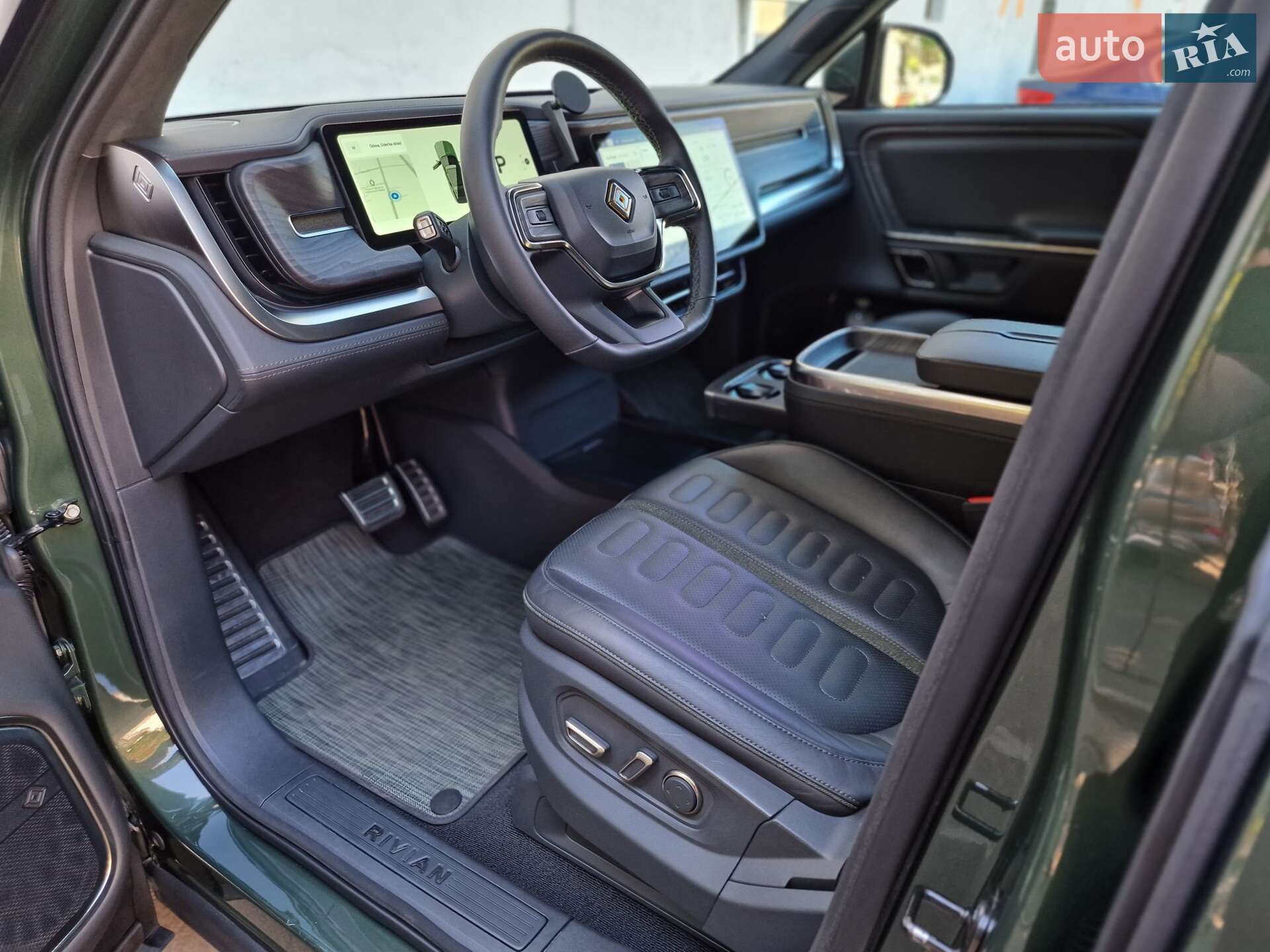 Rivian R1S 2023 VIN 7PDSGABA1PN008663 фото оголошення 55 з 91