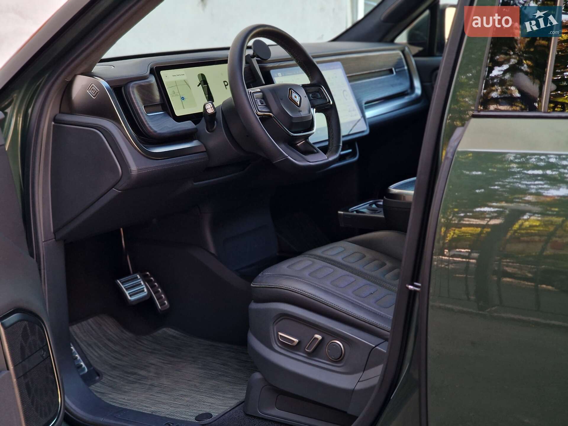 Rivian R1S 2023 VIN 7PDSGABA1PN008663 фото оголошення 58 з 91