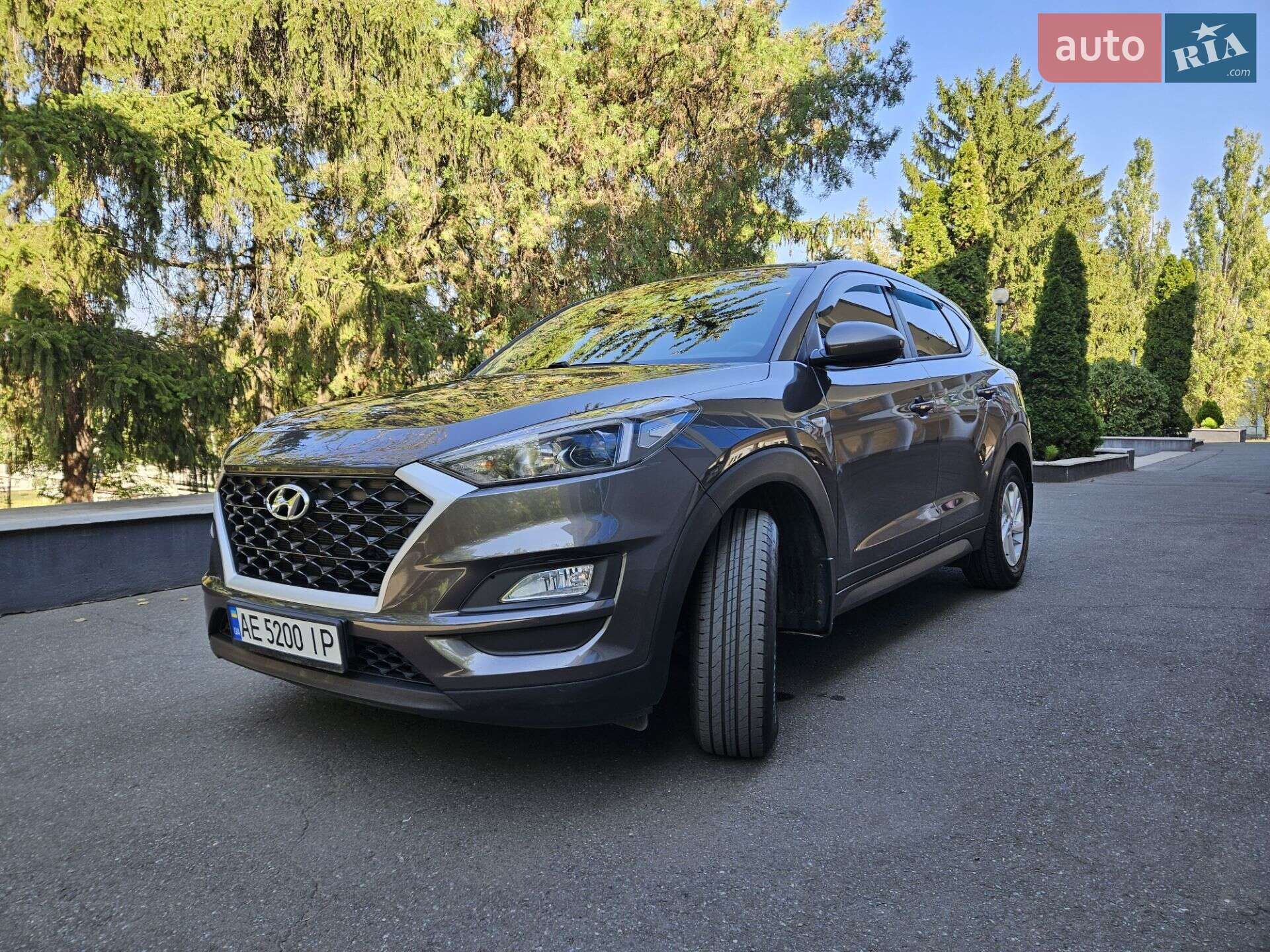 Hyundai Tucson 2018 VIN TMAJ3813BKJ718410 фото оголошення 2 з 26