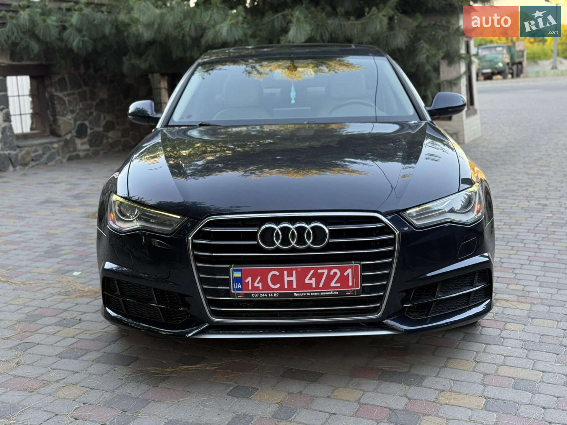 Audi A6 2016 VIN WAUC8AFC7HN015961 фото оголошення 2 з 26