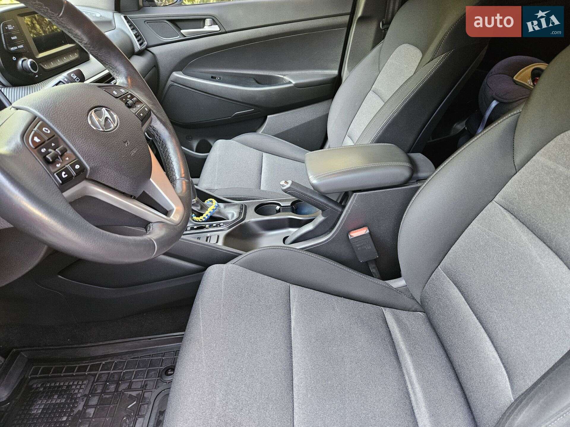 Hyundai Tucson 2018 VIN TMAJ3813BKJ718410 фото оголошення 13 з 26