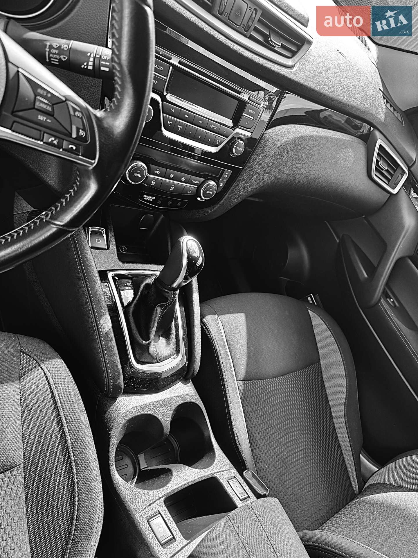 Nissan Qashqai 2019 VIN SJNFDAJ11U2650494 фото оголошення 15 з 20