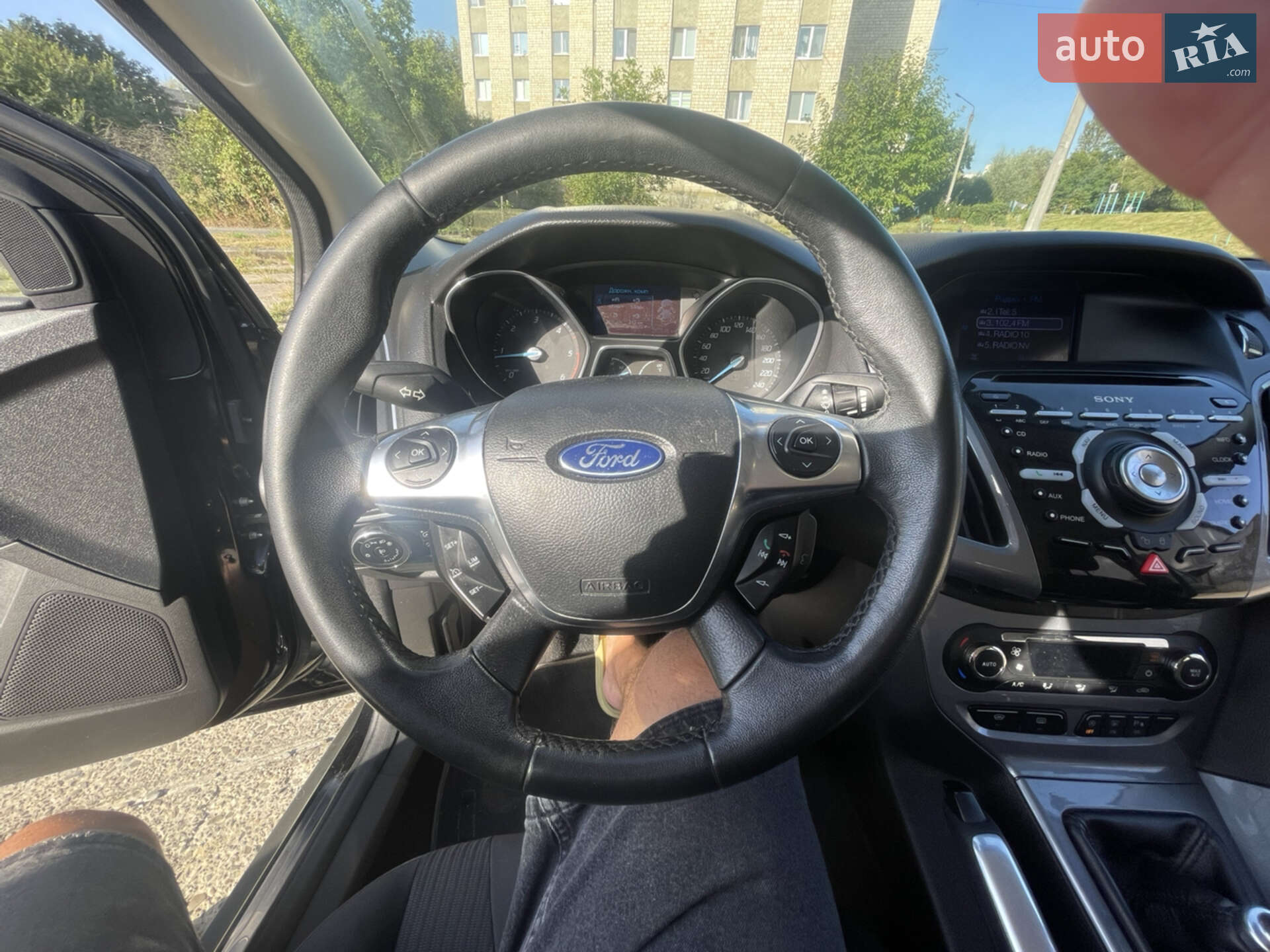 Ford Focus 2011 VIN WF0LXXGCBLBJ28327 фото оголошення 8 з 14