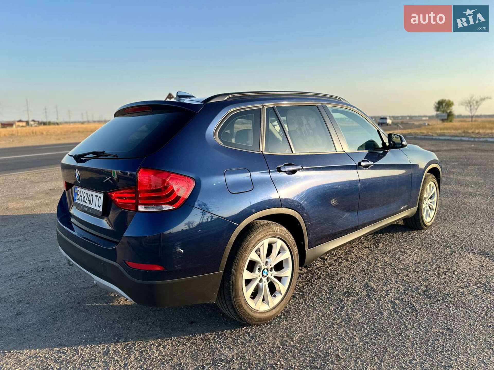 BMW X1 2013 VIN WBAVL1C58DVR90833 фото оголошення 4 з 18