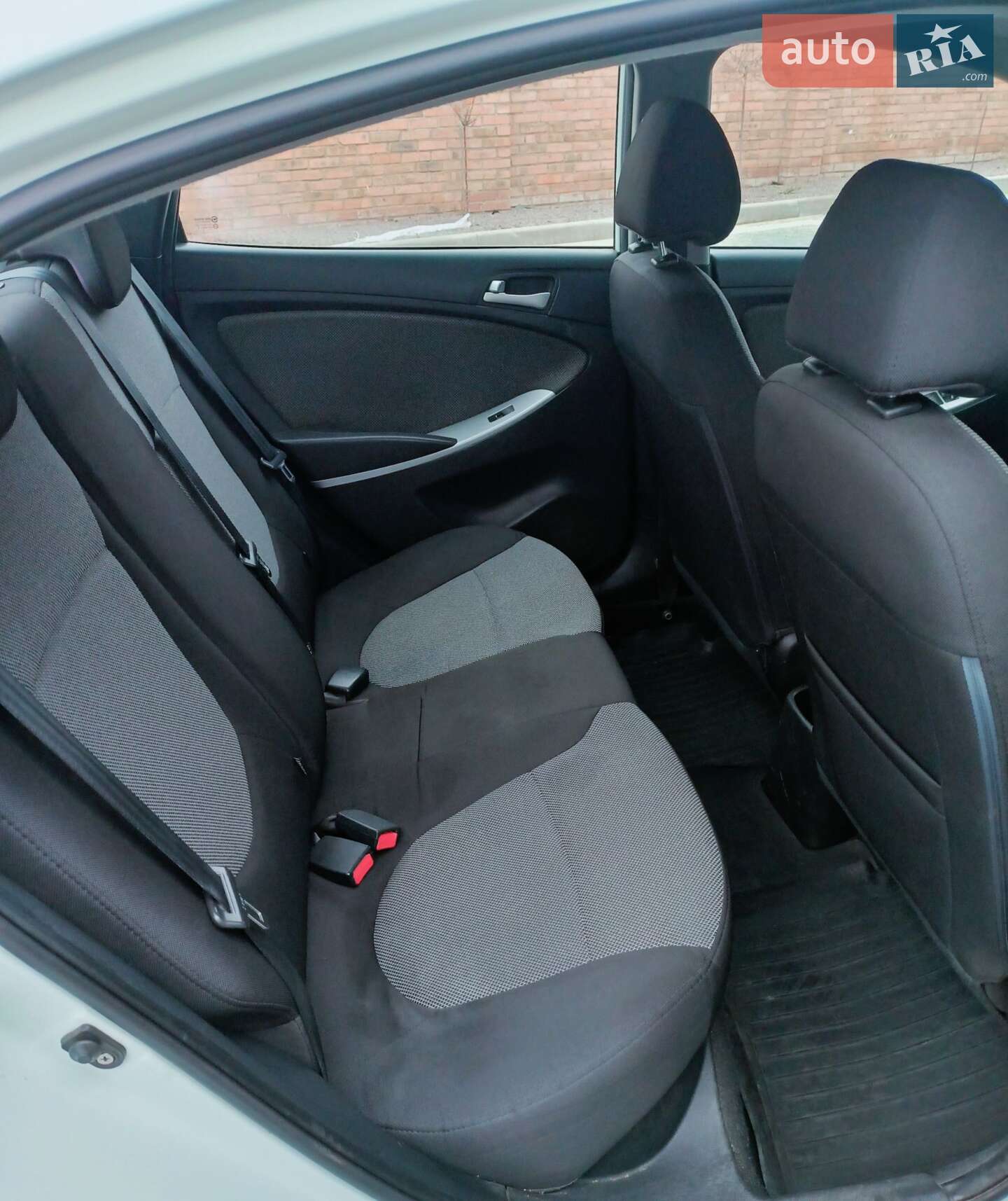 Hyundai Accent 2013 VIN Z94CT41CADR216094 фото оголошення 3 з 17