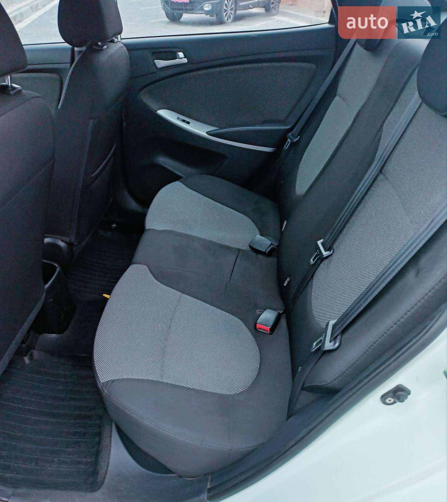 Hyundai Accent 2013 VIN Z94CT41CADR216094 фото оголошення 13 з 17