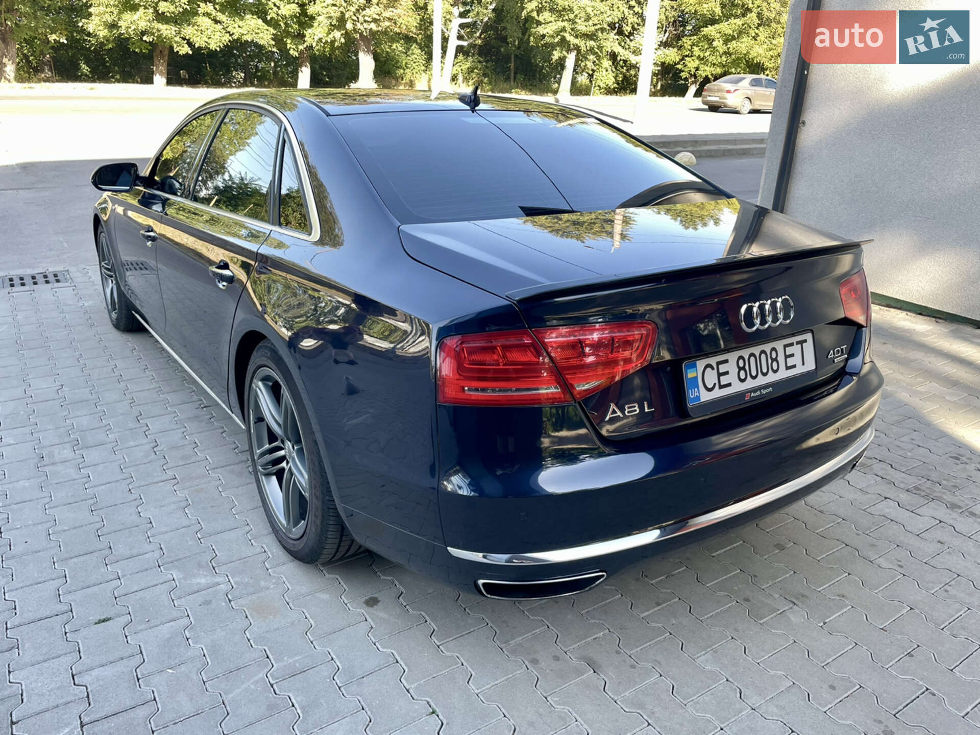 Audi A8 2013 VIN WAUR2AFD6DN026576 фото оголошення 9 з 27