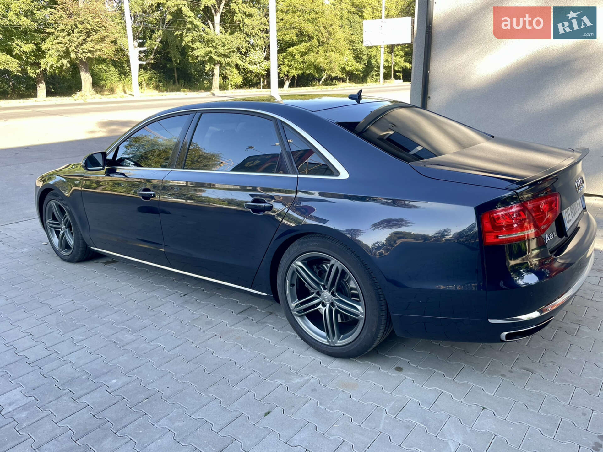 Audi A8 2013 VIN WAUR2AFD6DN026576 фото оголошення 11 з 27