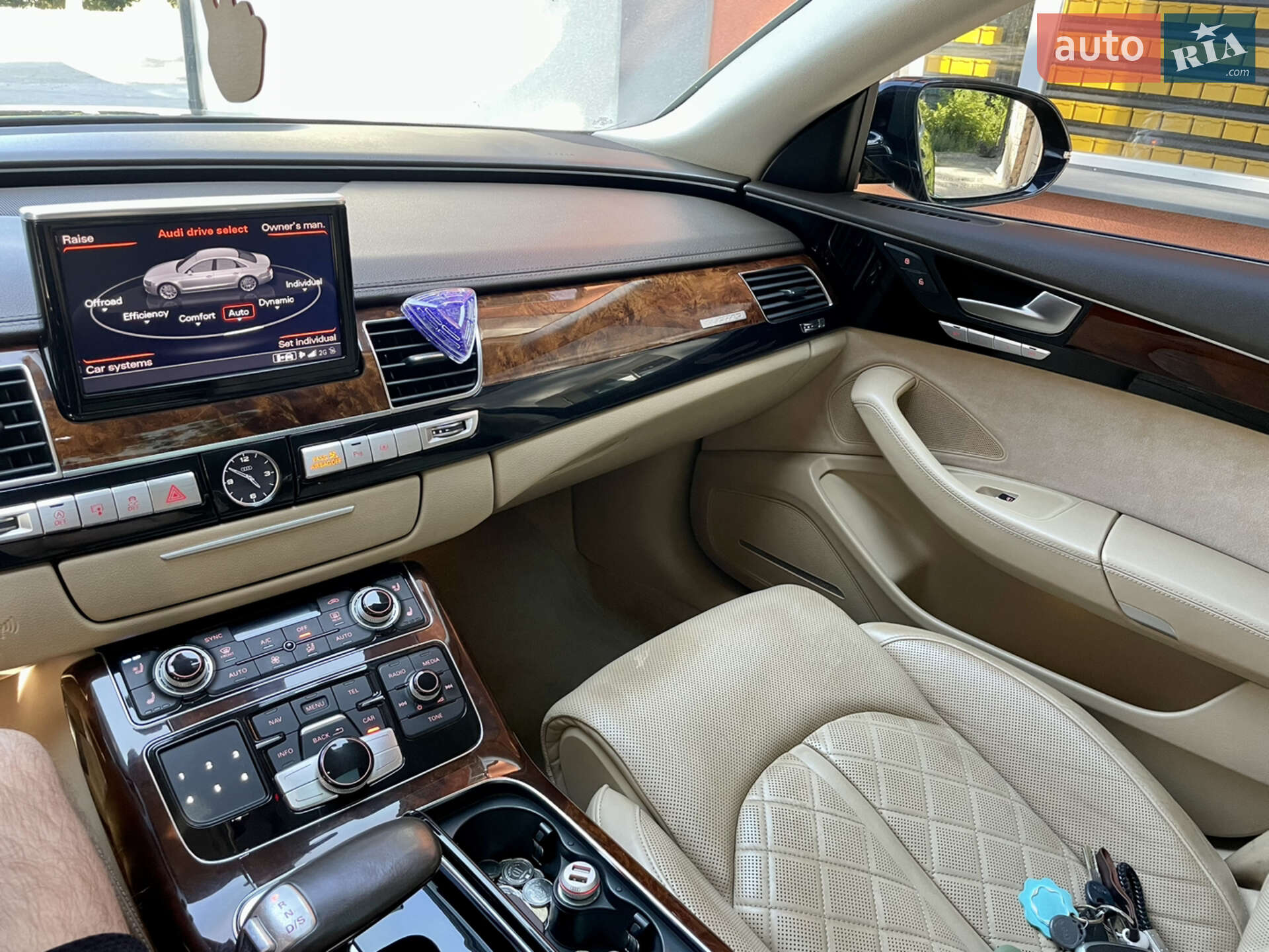 Audi A8 2013 VIN WAUR2AFD6DN026576 фото оголошення 14 з 27