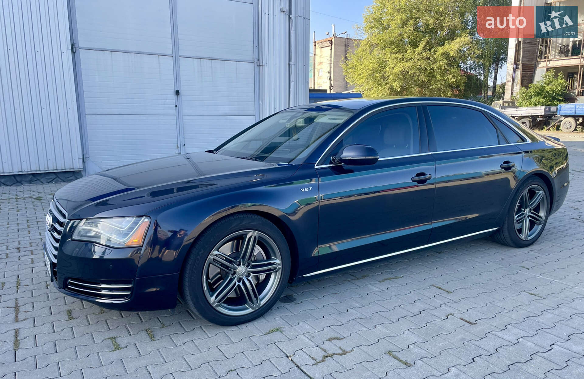 Audi A8 2013 VIN WAUR2AFD6DN026576 фото оголошення 18 з 27