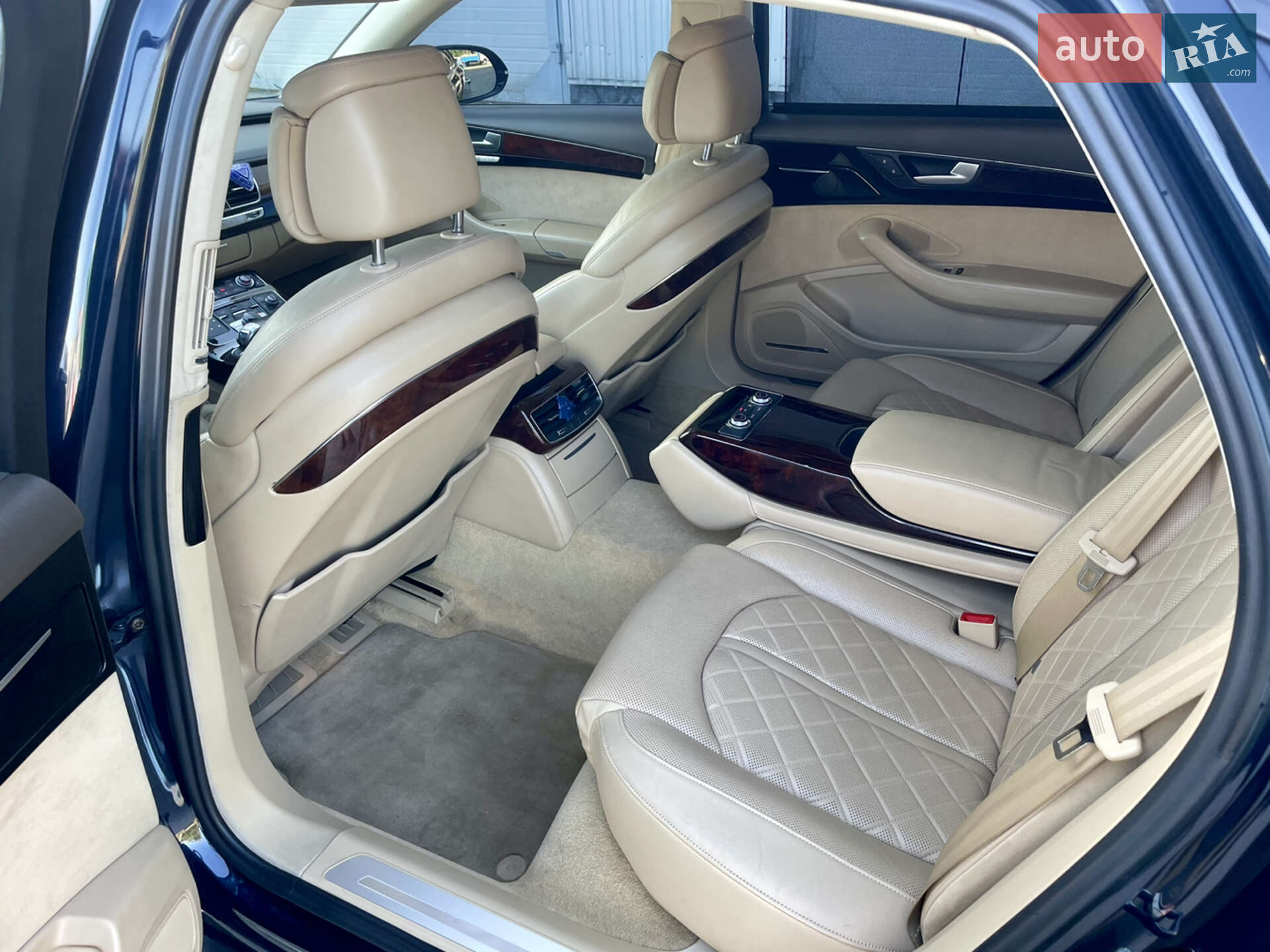 Audi A8 2013 VIN WAUR2AFD6DN026576 фото оголошення 23 з 27