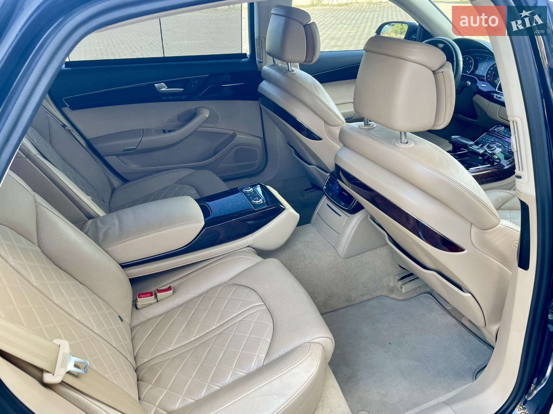Audi A8 2013 VIN WAUR2AFD6DN026576 фото оголошення 24 з 27
